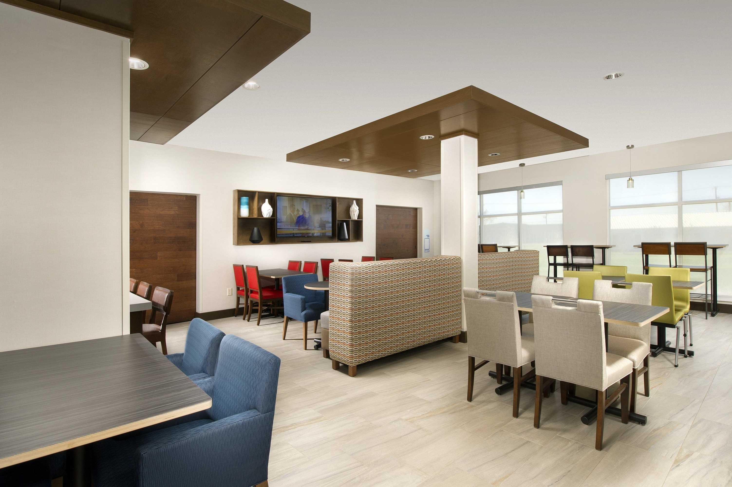Gift card for Holiday Inn Express & Suites New Braunfels by Ihg Gift card for Holiday Inn Express & Suites New Braunfels by Ihg