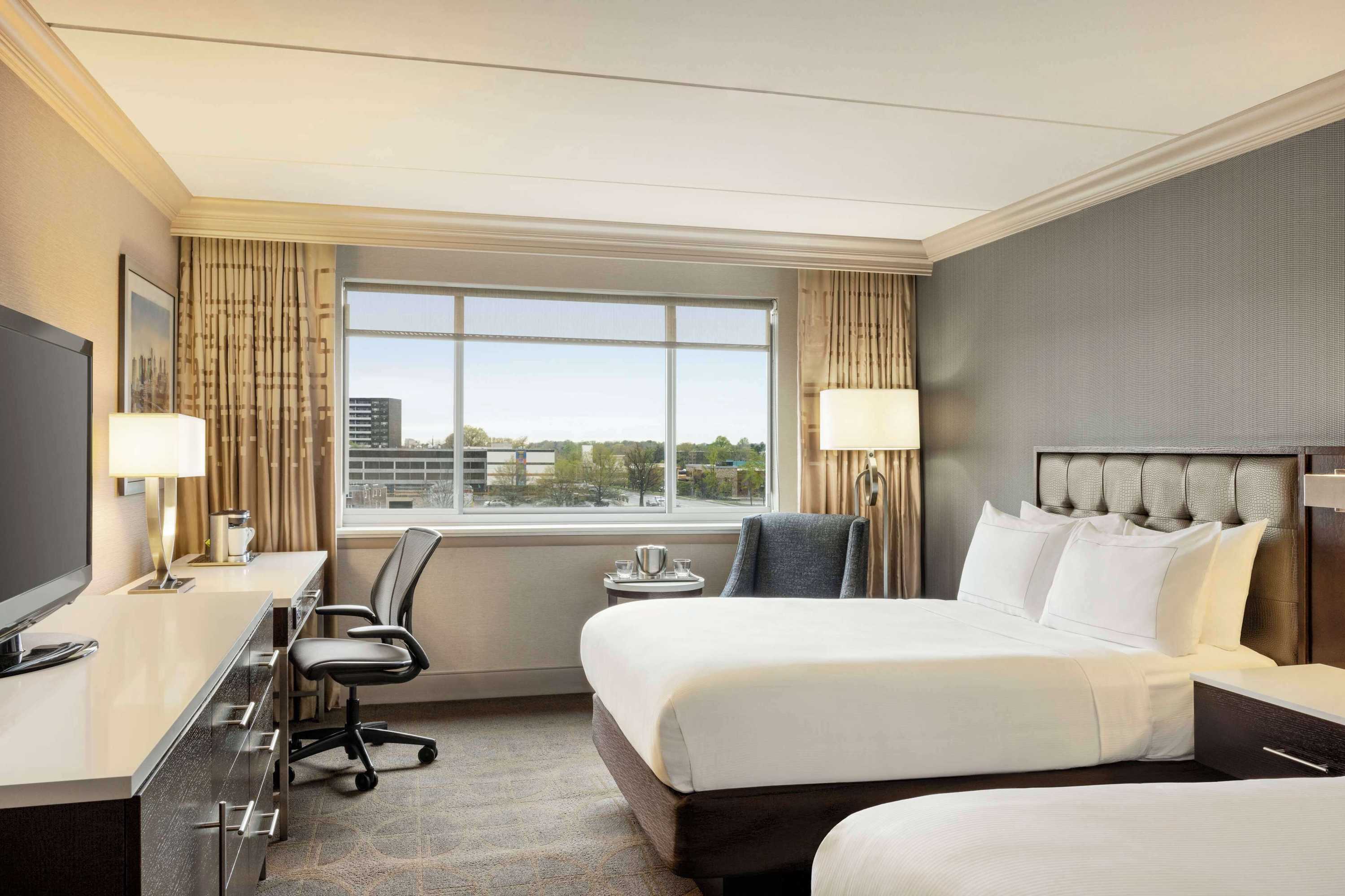 Gift card for Hilton Philadelphia City Avenue Gift card for Hilton Philadelphia City Avenue