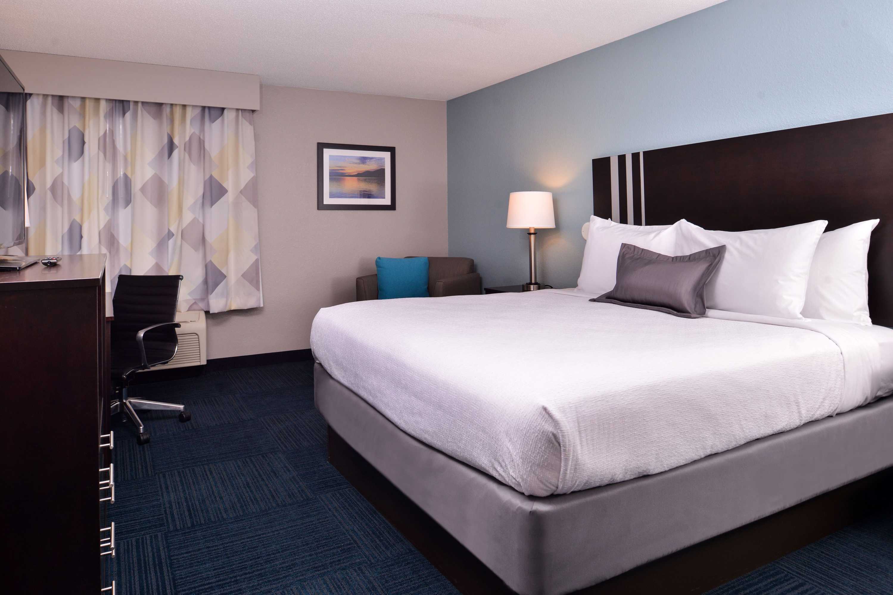 Gift card for Best Western St. Clairsville Inn & Suites Gift card for Best Western St. Clairsville Inn & Suites