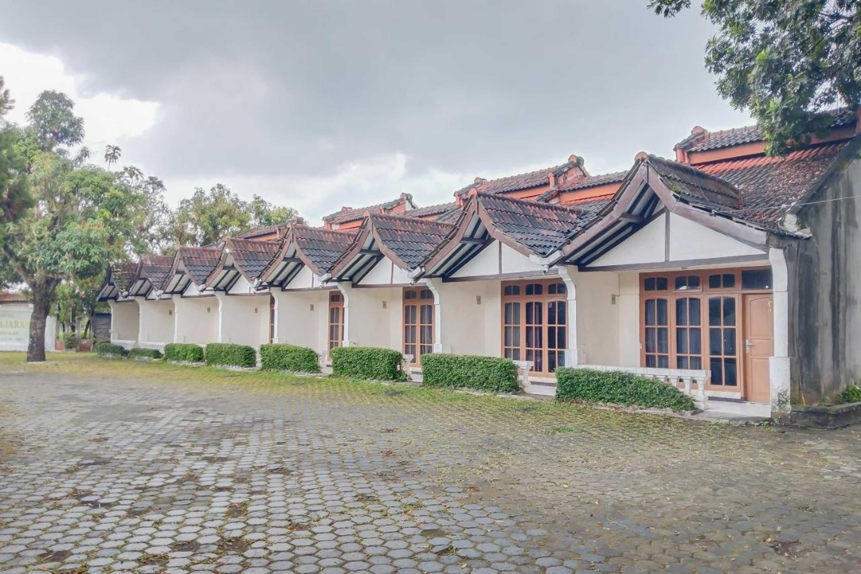 Gift card for Spot ON 2341 Hotel Padjajaran 2