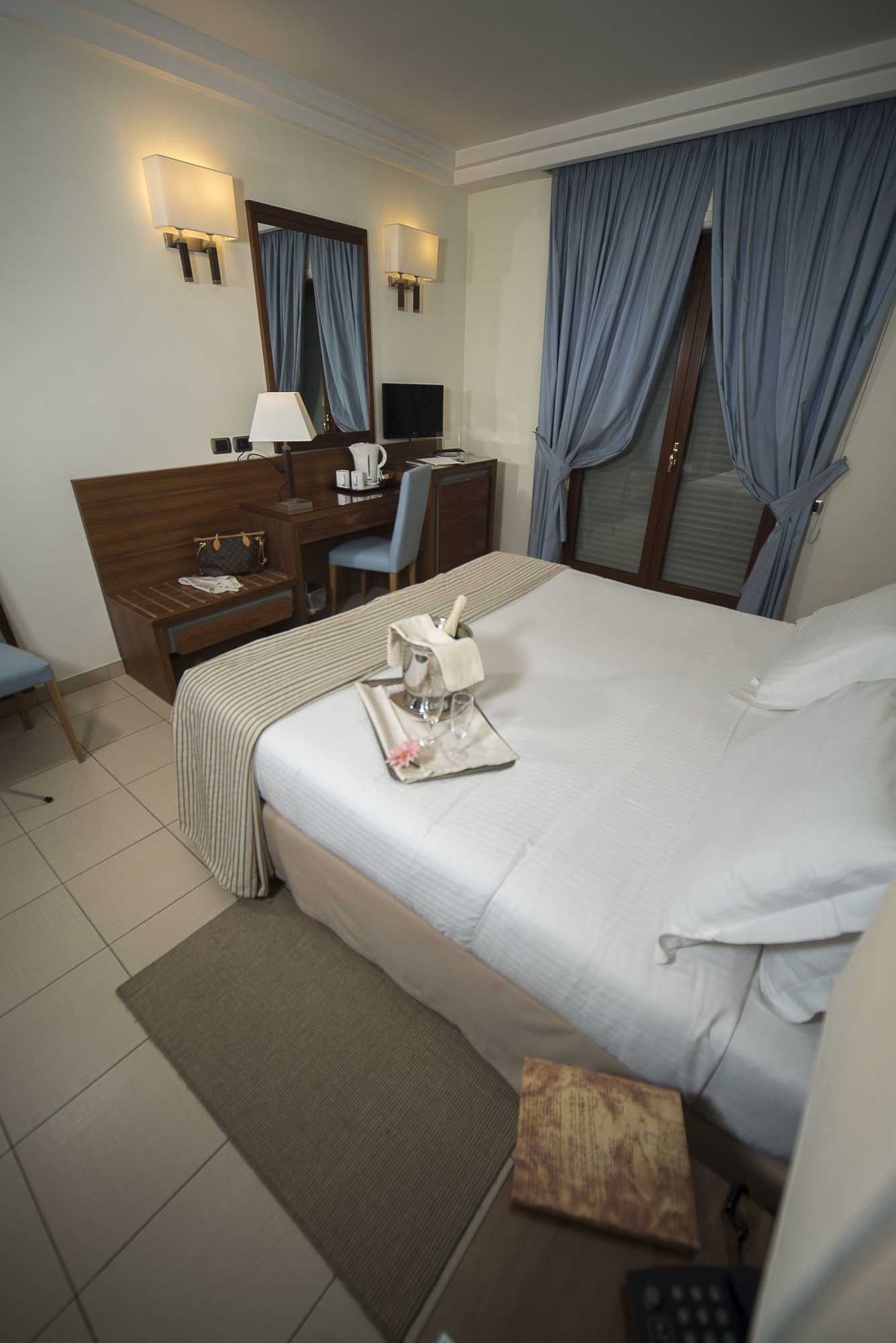Gift card for Suites & Residence Hotel Napoli Gift card for Suites & Residence Hotel Napoli