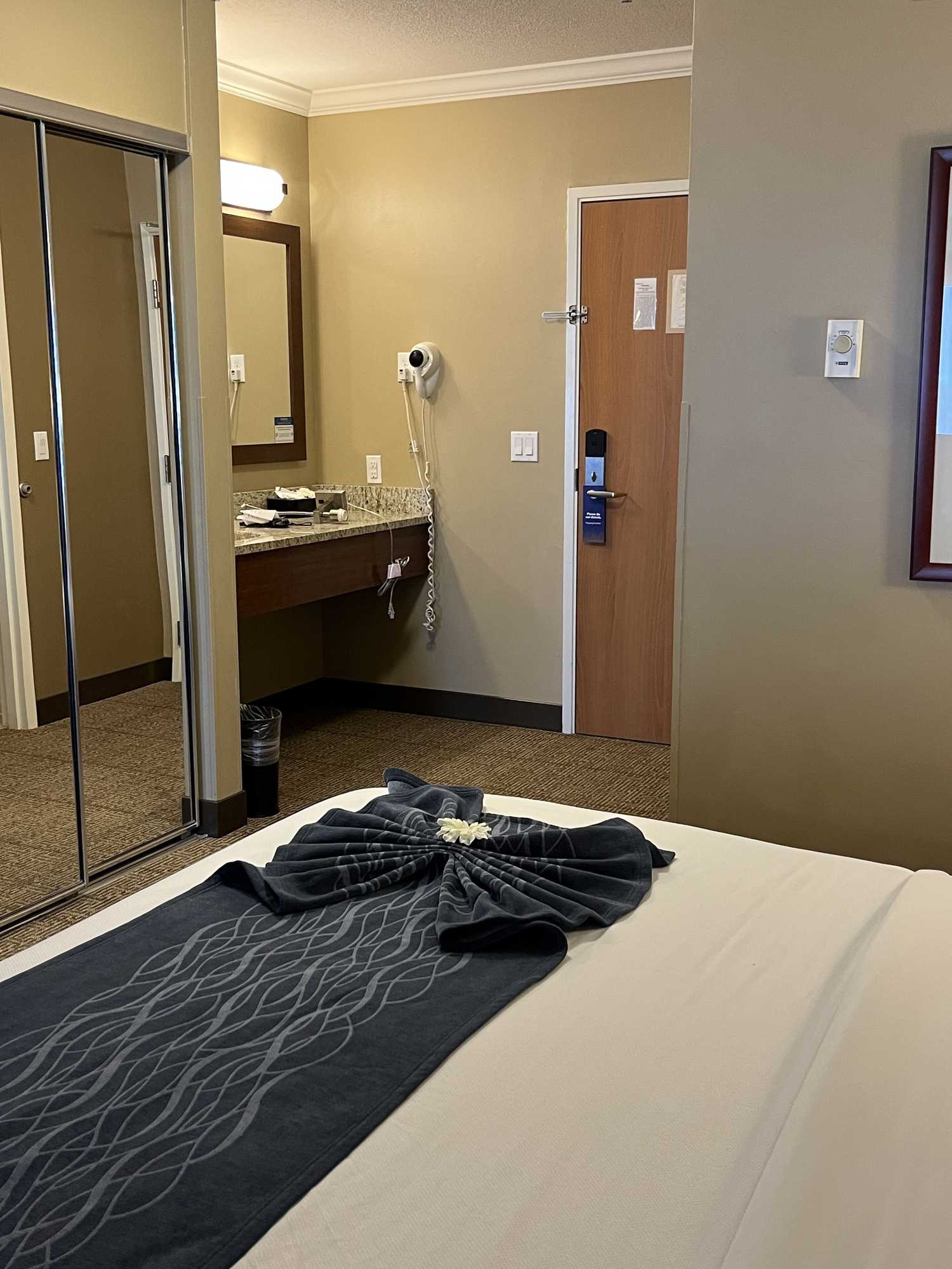 Gift card for Comfort Inn & Suites Ocean Shores Gift card for Comfort Inn & Suites Ocean Shores