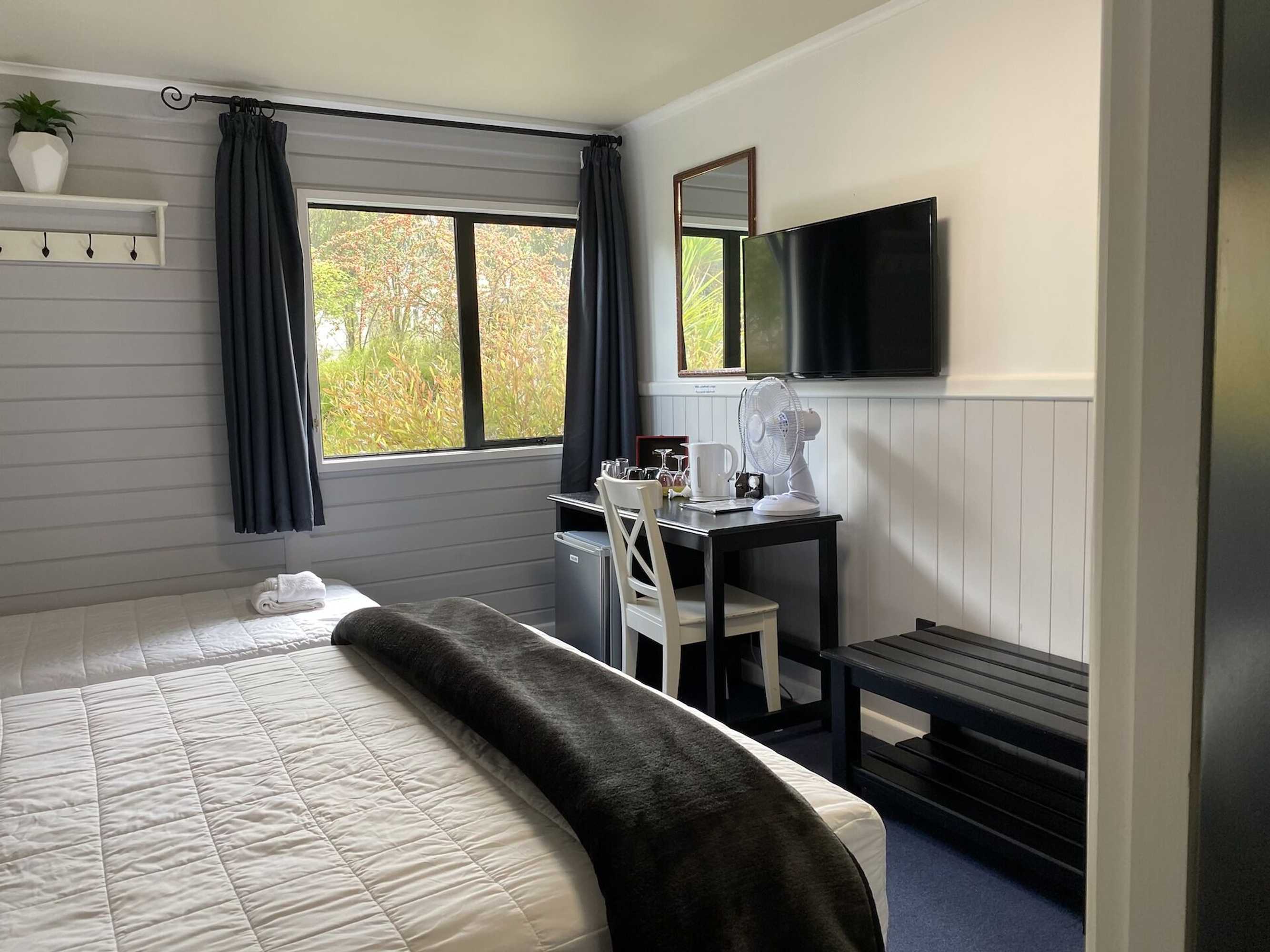 Gift card for Lakefront Lodge Taupo Gift card for Lakefront Lodge Taupo