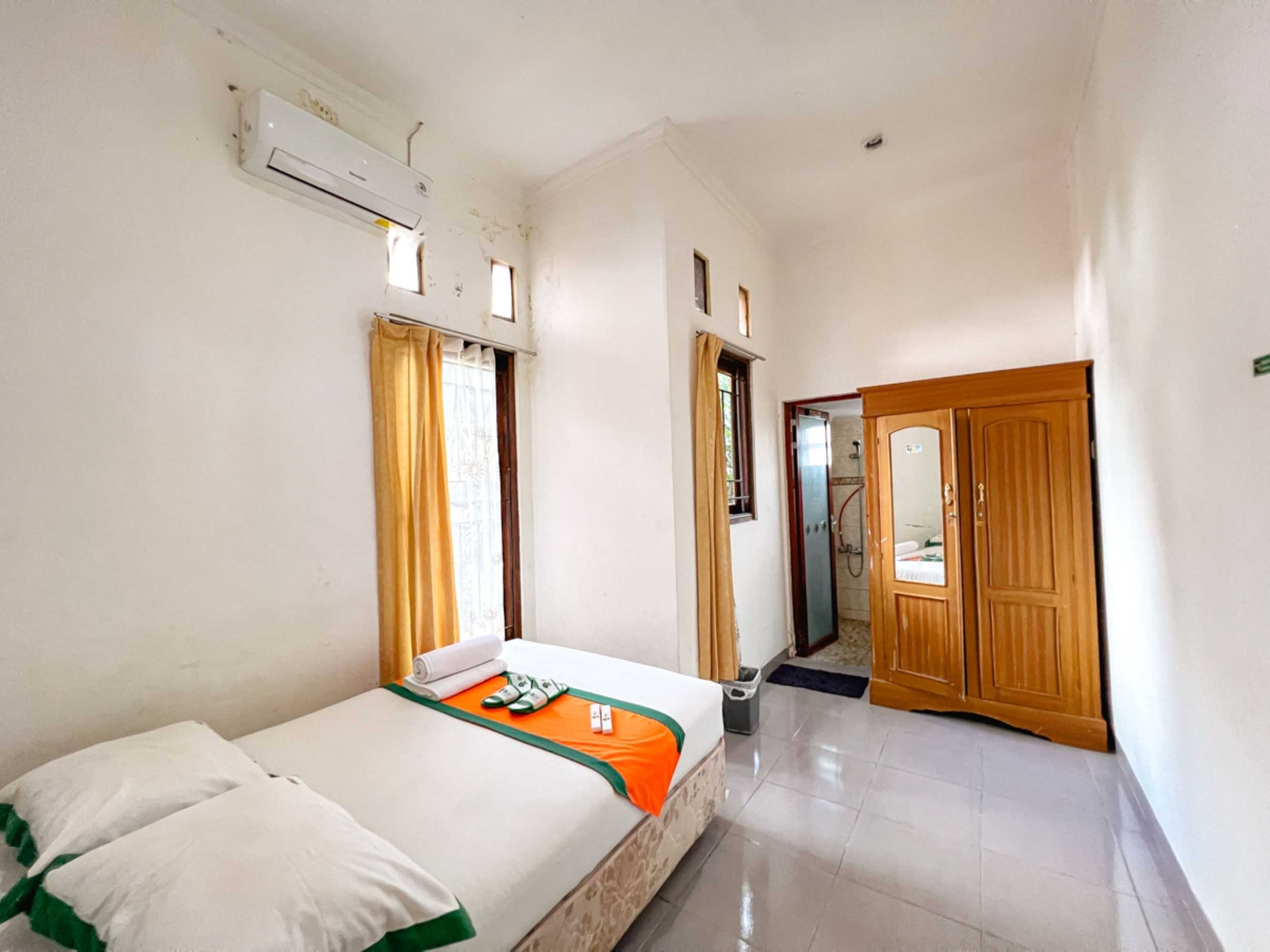 Gift card for Homestay Jogja Jakal 3 Dekat Ugm by Simply Homy Gift card for Homestay Jogja Jakal 3 Dekat Ugm by Simply Homy