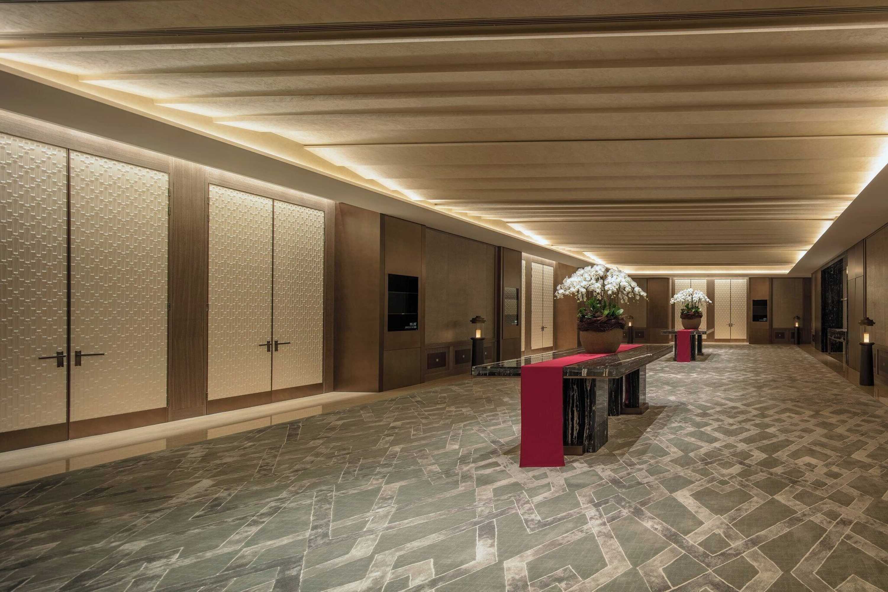 Gift card for Regent Chongqing - Complimentary 1st Round Mini Bar Daily Gift card for Regent Chongqing - Complimentary 1st Round Mini Bar Daily