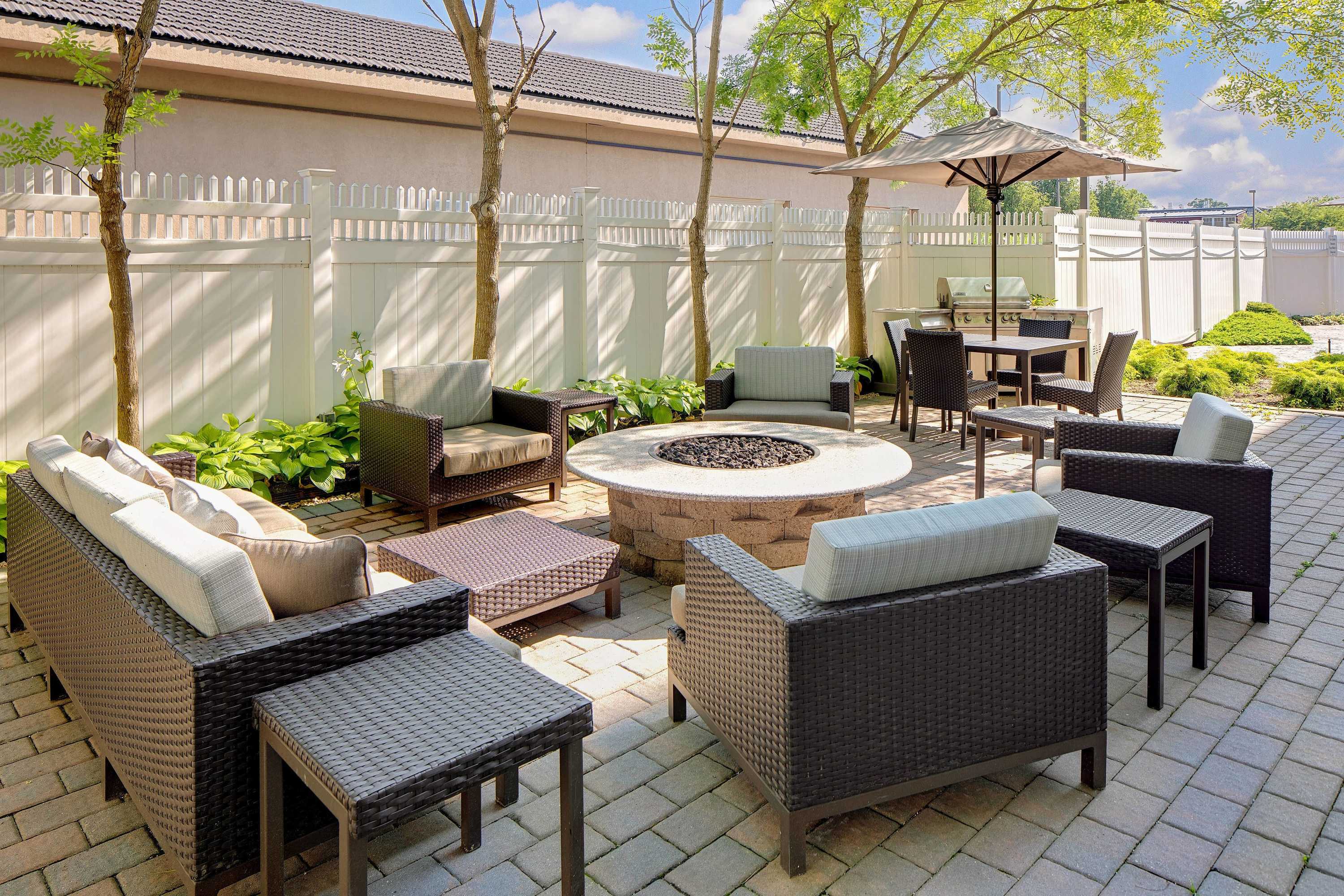 Gift card for Courtyard by Marriott Long Island Macarthur Airport Gift card for Courtyard by Marriott Long Island Macarthur Airport