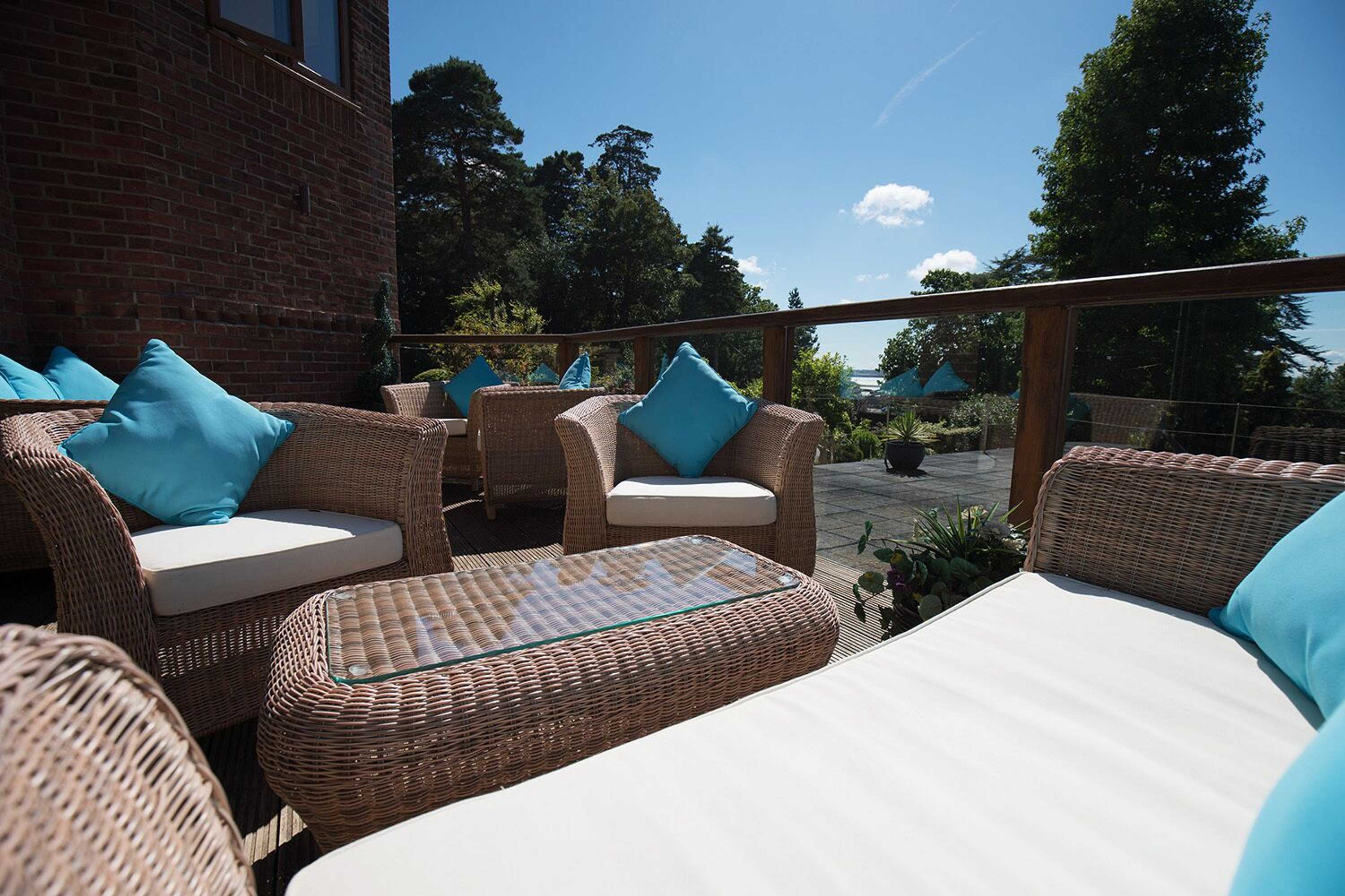 Gift card for Hamble Retreat House And Luxury Studios Gift card for Hamble Retreat House And Luxury Studios
