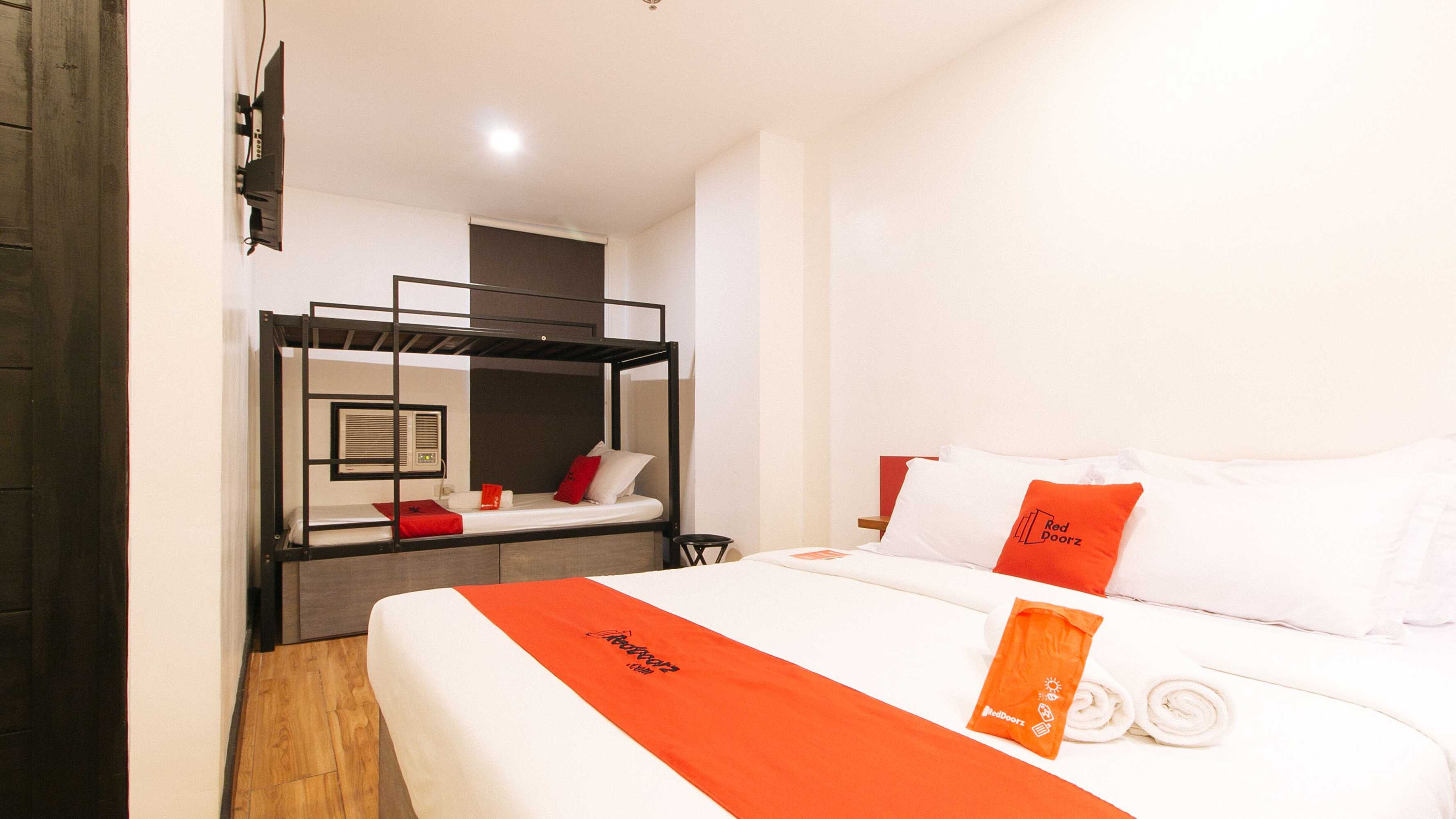 Gift card for Reddoorz Plus at MM Hotel Las Pinas Former Reddoorz Plus Near Bamboo Organ Gift card for Reddoorz Plus at MM Hotel Las Pinas Former Reddoorz Plus Near Bamboo Organ