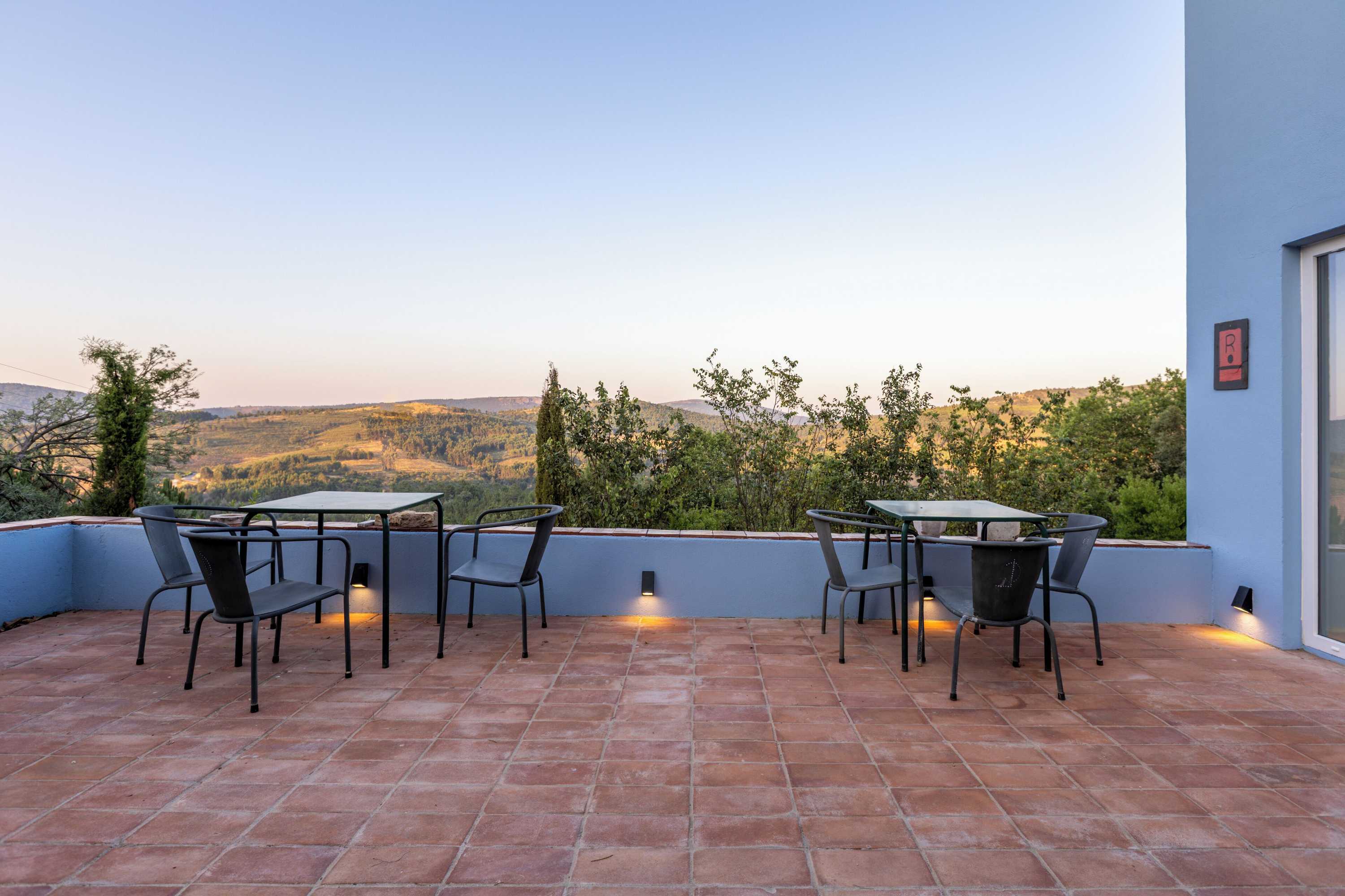 Gift card for Quinta do Barrieiro - Art Selection by Maria Leal da Costa