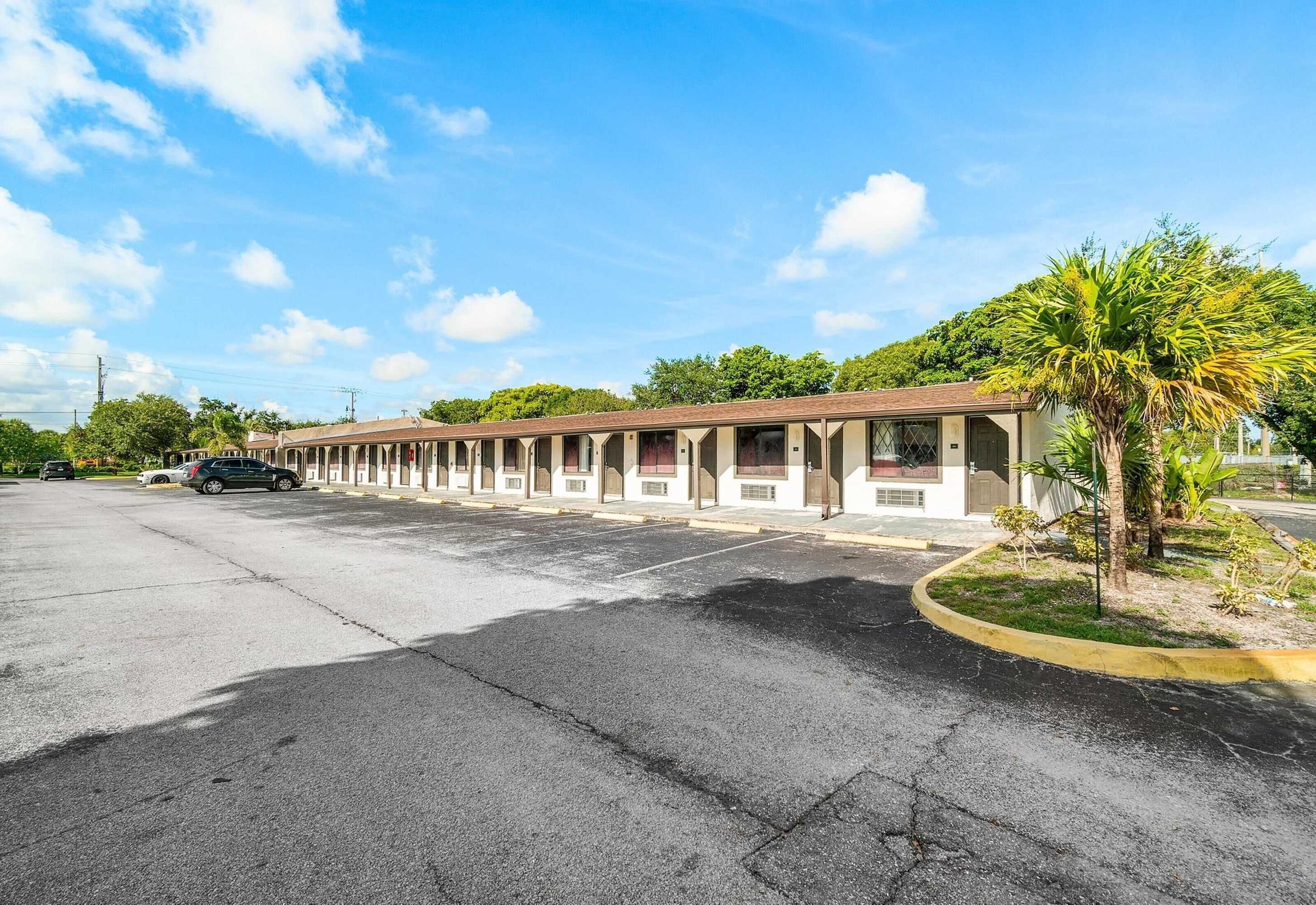 Gift card for Super 8 by Wyndham Lantana West Palm Beach