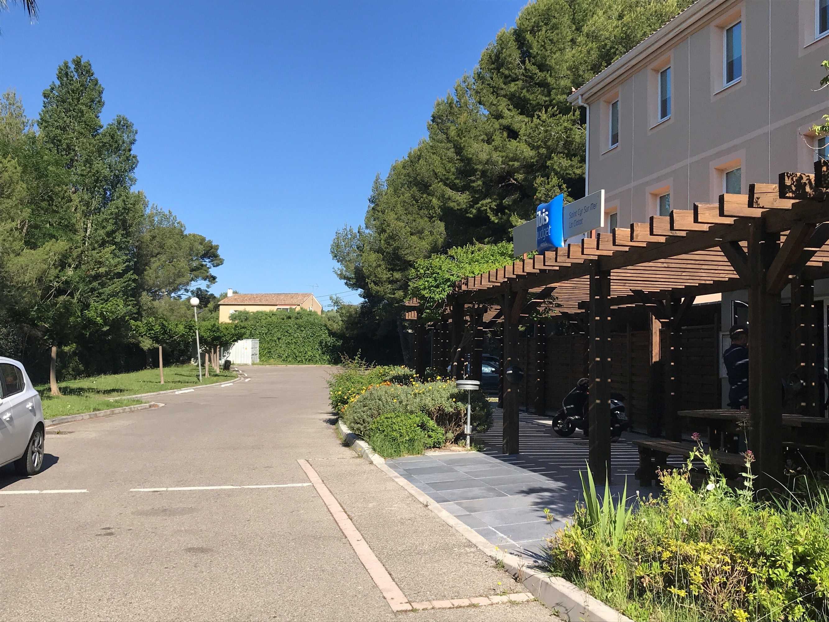 Gift card for Logis Hôtel de Port D'alon - St Cyr Sur Mer Gift card for Logis Hôtel de Port D'alon - St Cyr Sur Mer