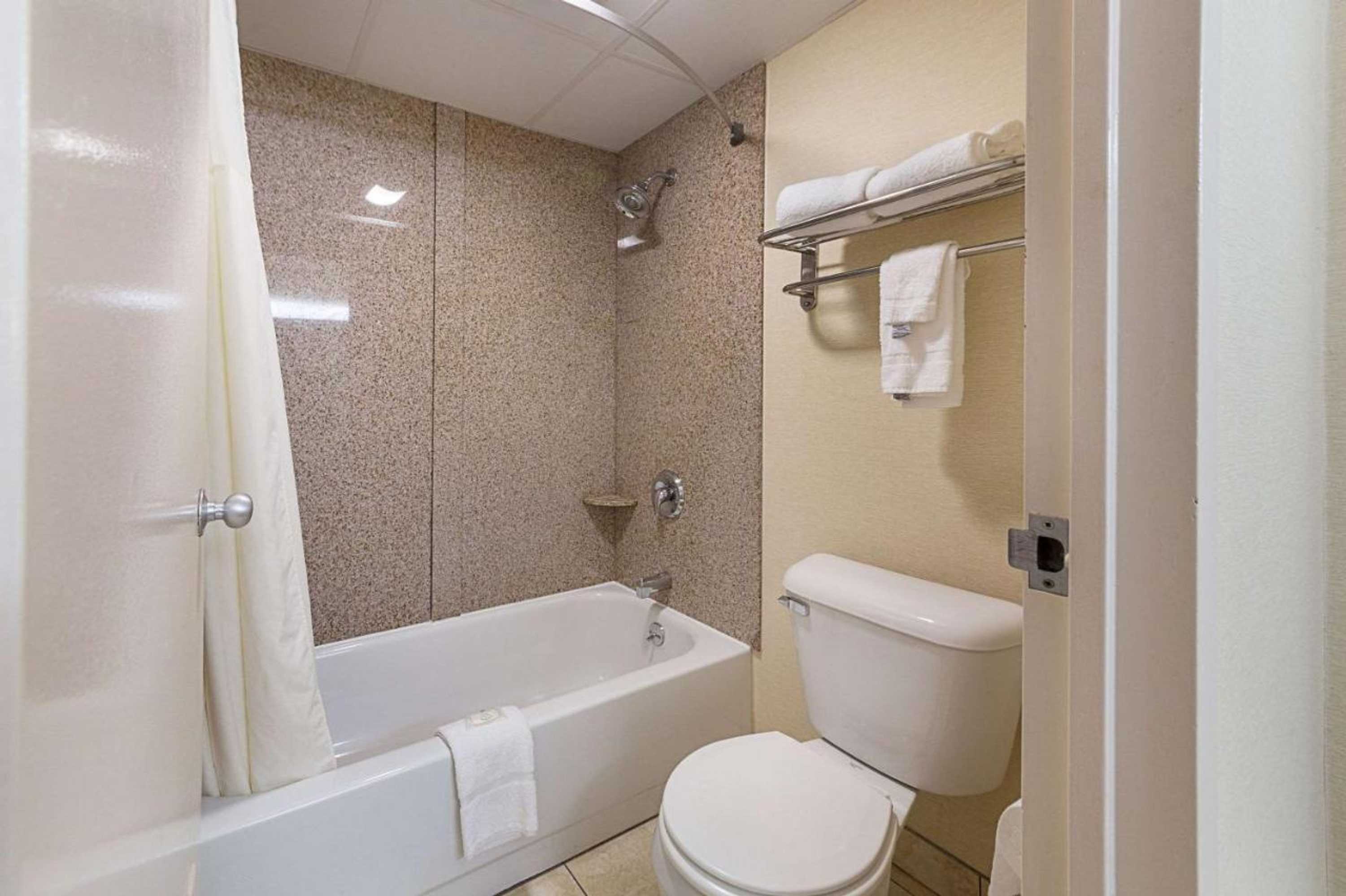 Gift card for Mcintosh Inn Gift card for Mcintosh Inn