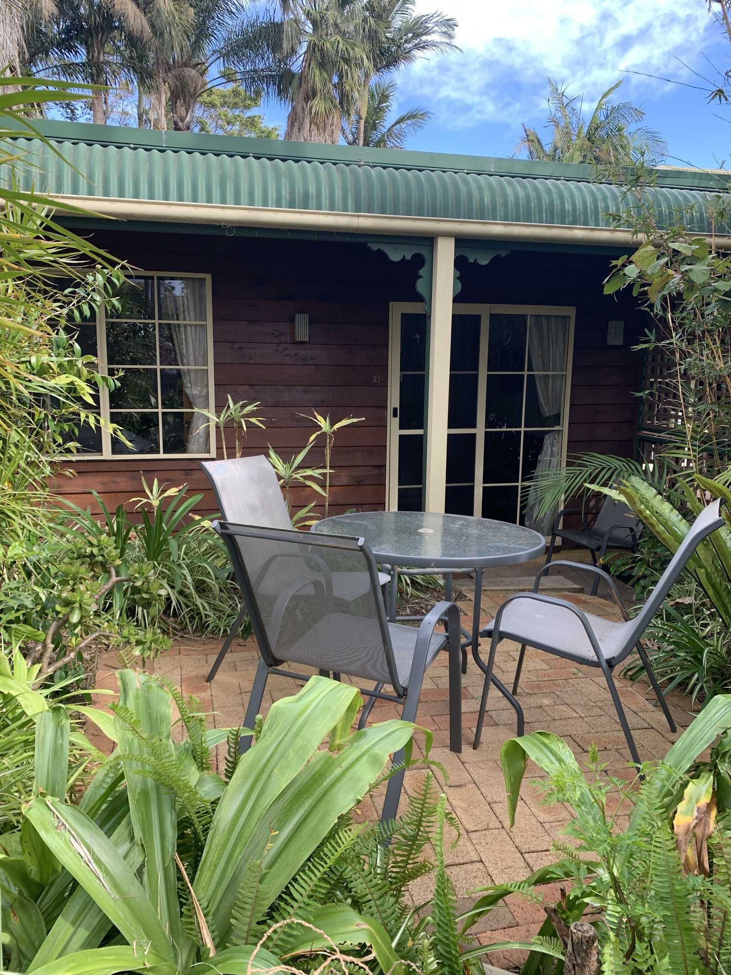 Gift card for Oasis Inn Ulladulla - Guest 18 Years And Older Gift card for Oasis Inn Ulladulla - Guest 18 Years And Older