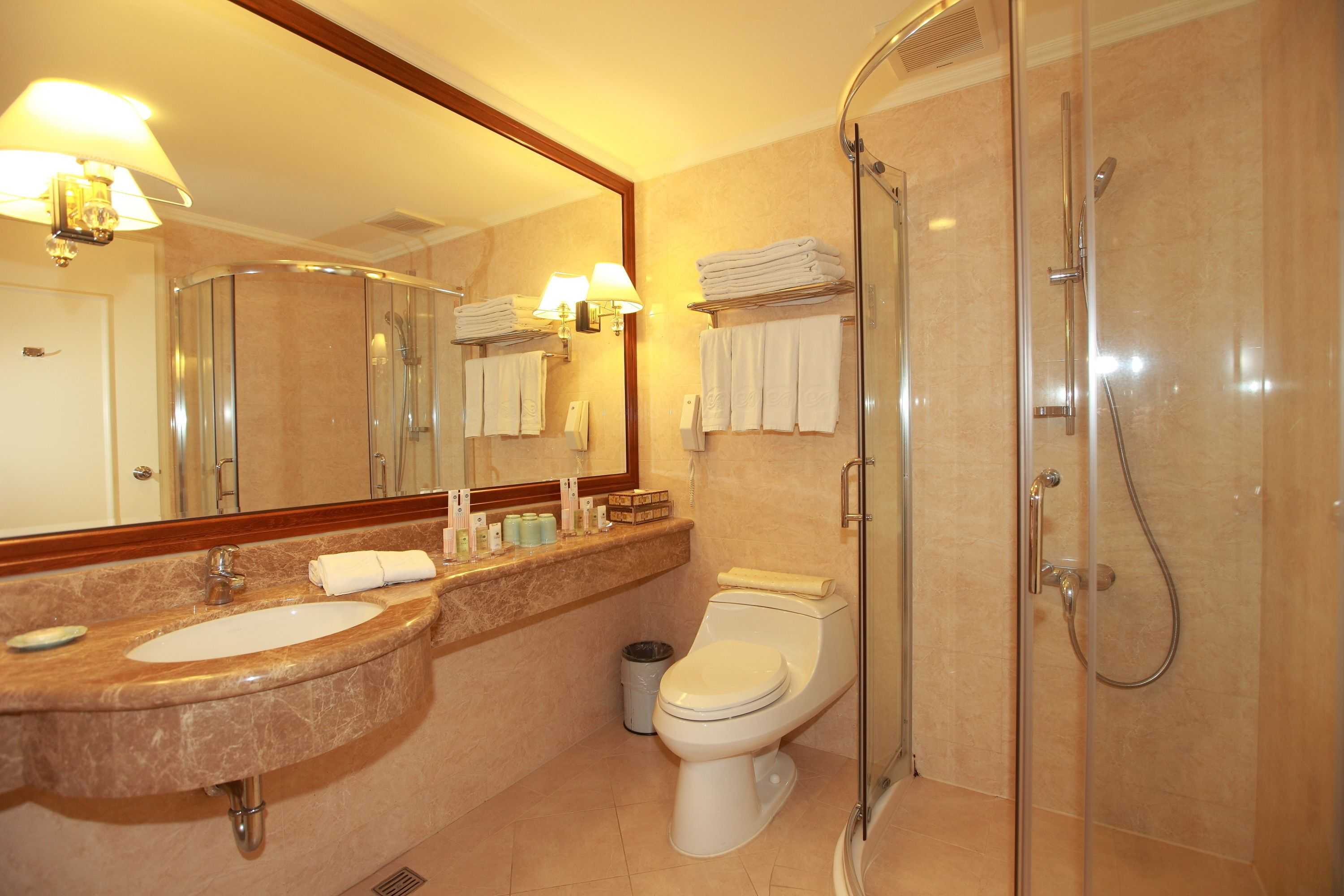 Gift card for Grand Boss Hotel