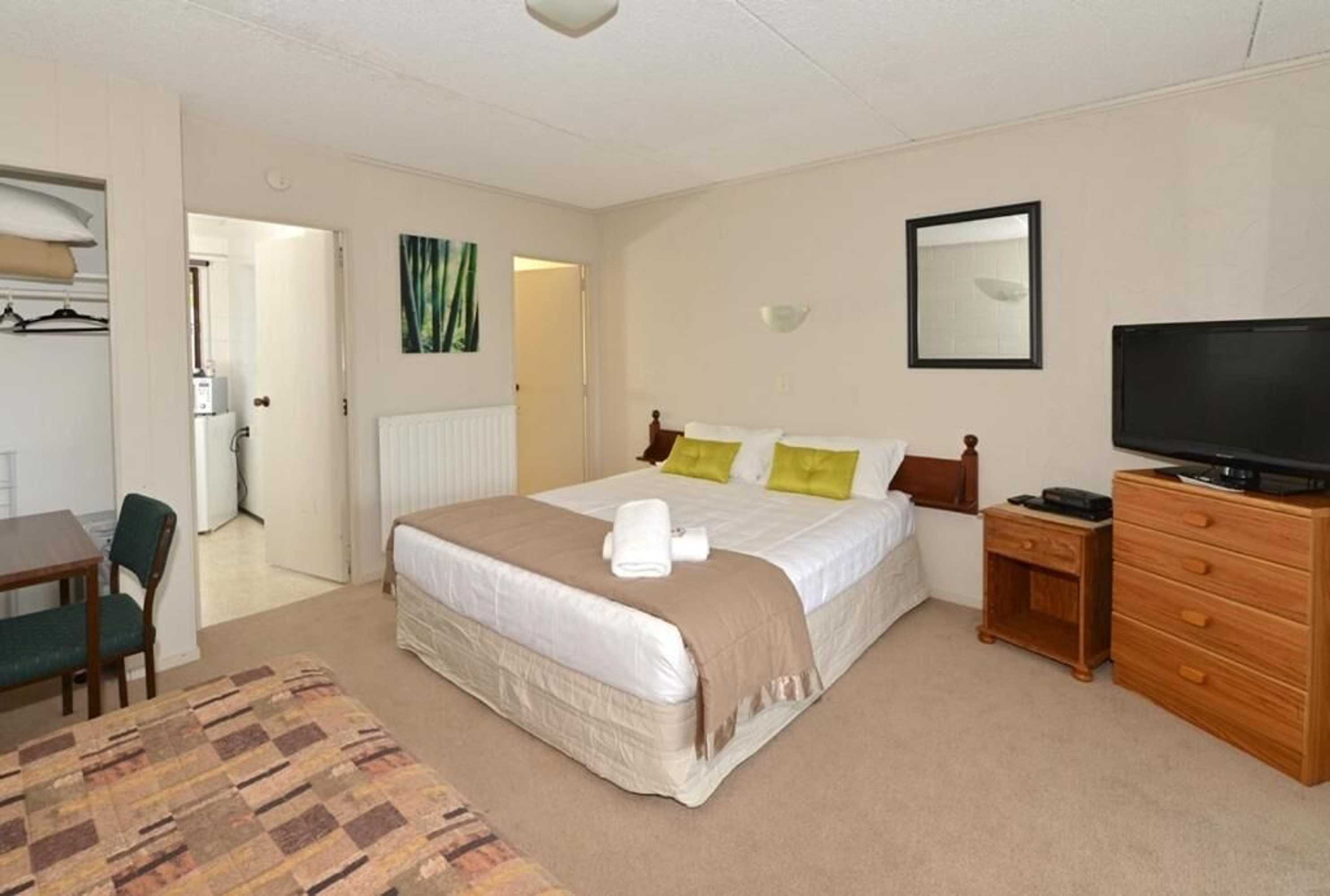 Gift card for Waterfalls Estate - Motel & Campground Gift card for Waterfalls Estate - Motel & Campground