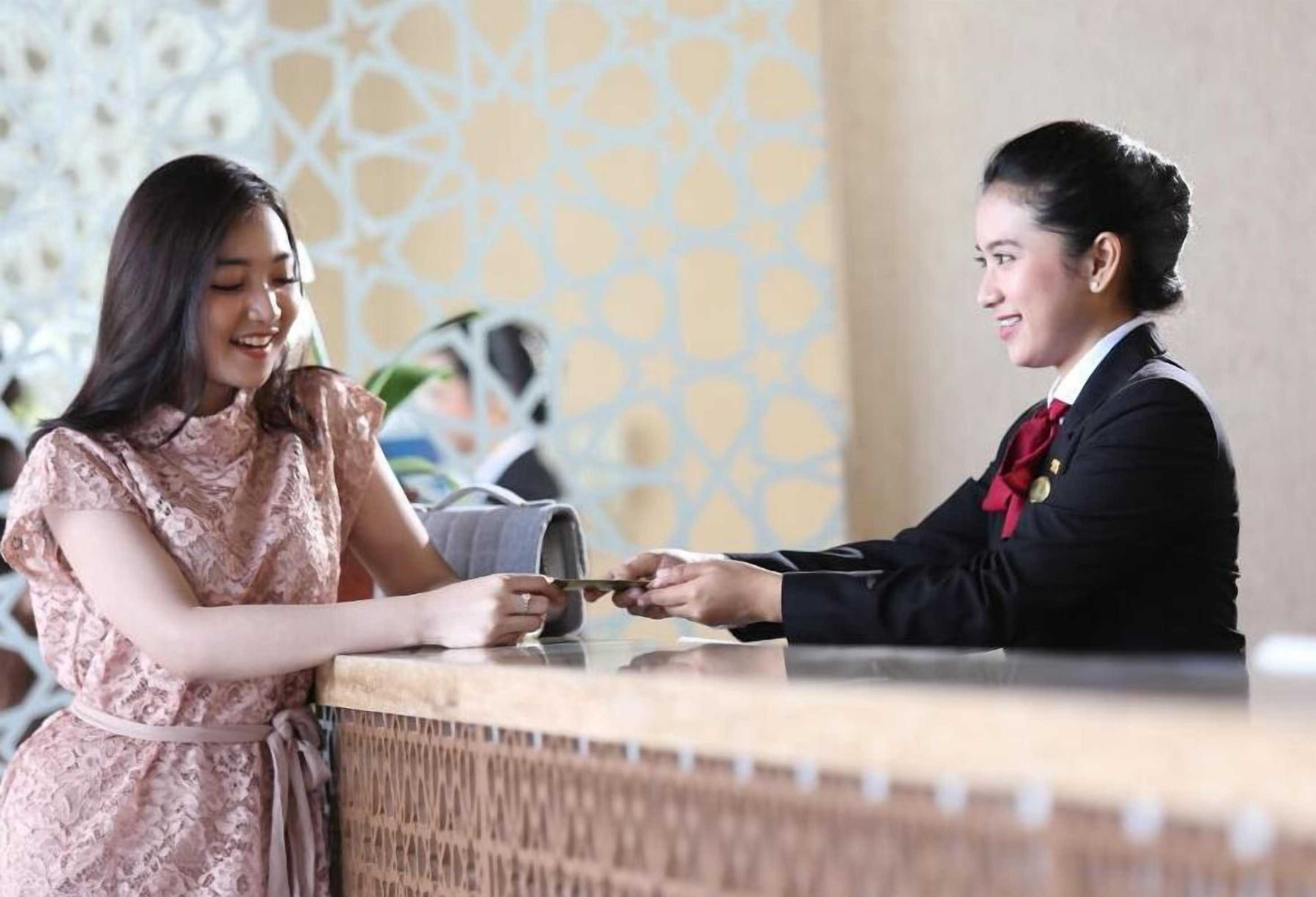 Gift card for Hotel Santika Gresik Gift card for Hotel Santika Gresik