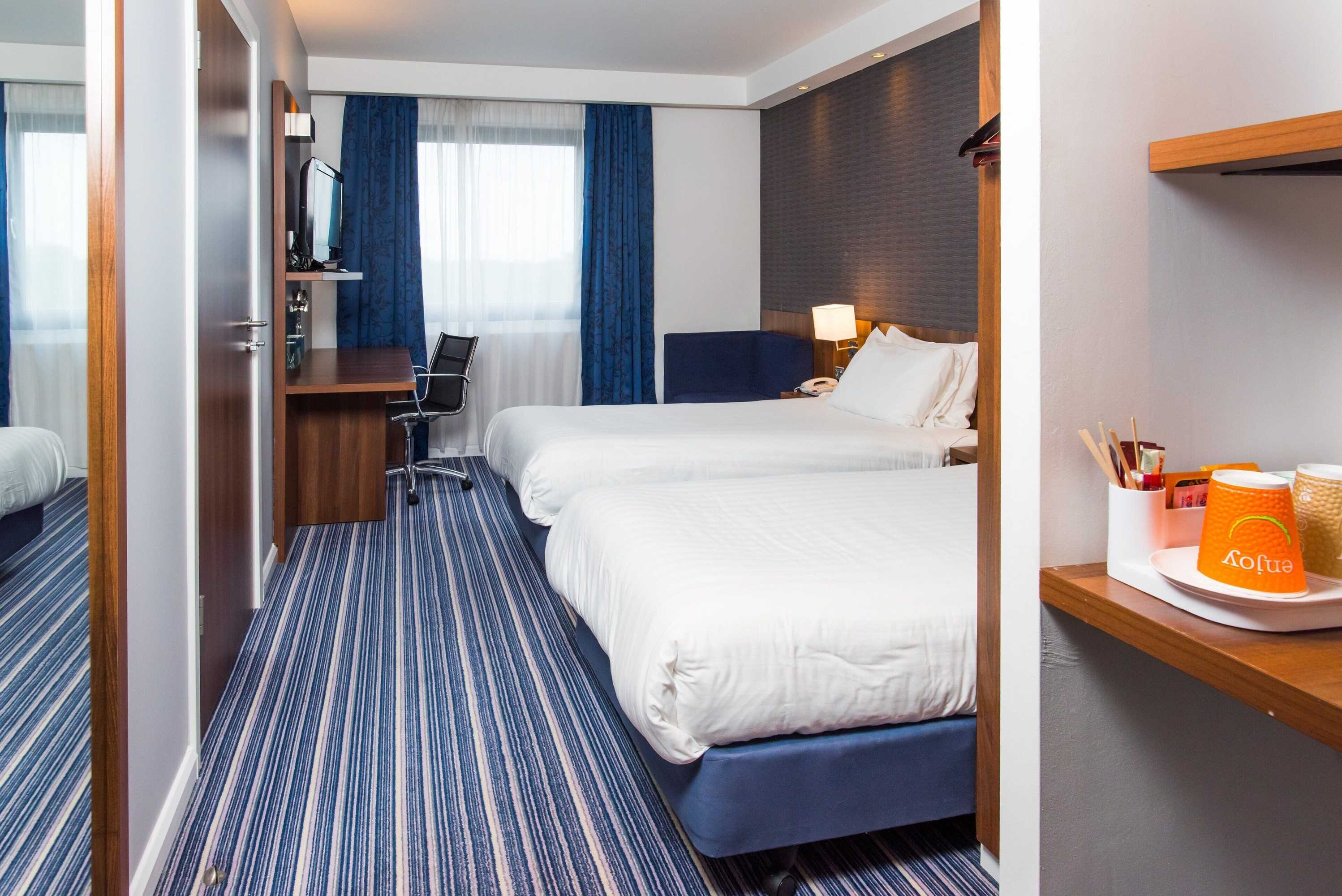 Gift card for Holiday Inn Express Tamworth by Ihg Gift card for Holiday Inn Express Tamworth by Ihg