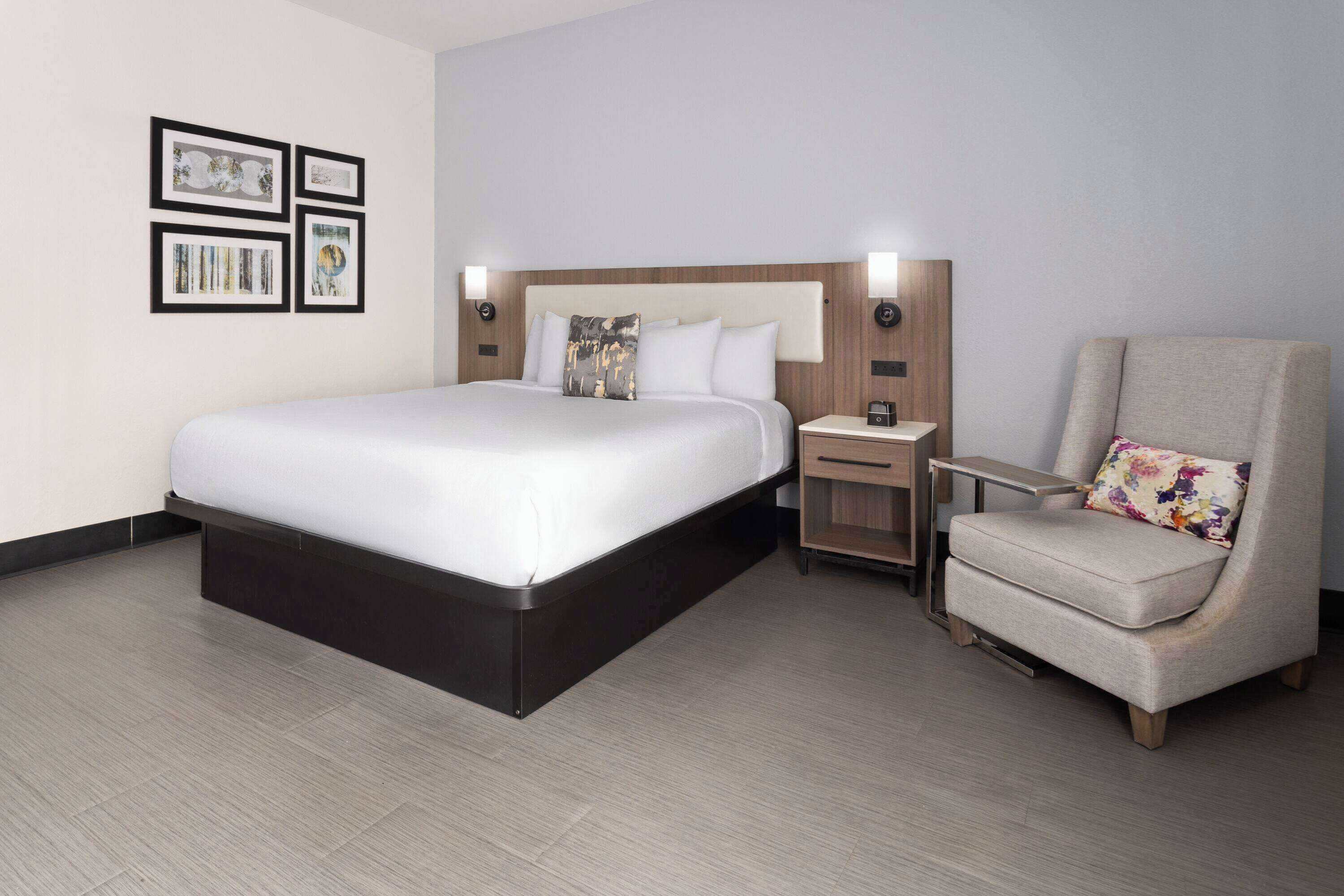 Gift card for La Quinta Inn & Suites by Wyndham Atlanta South - Newnan Gift card for La Quinta Inn & Suites by Wyndham Atlanta South - Newnan