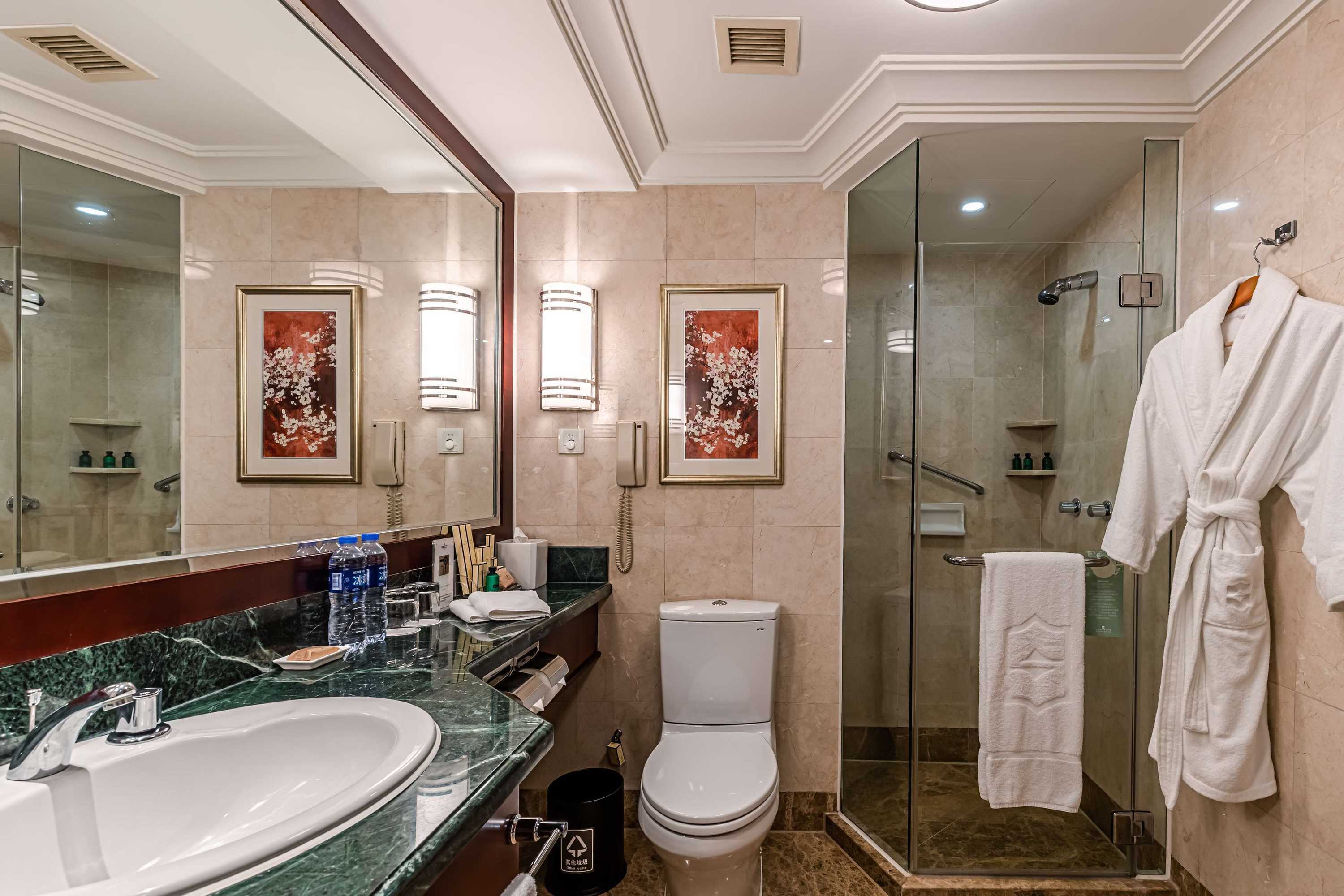 Gift card for Shangri-La Wuhan,close to The Mixc With Three Subway Lines Gift card for Shangri-La Wuhan,close to The Mixc With Three Subway Lines