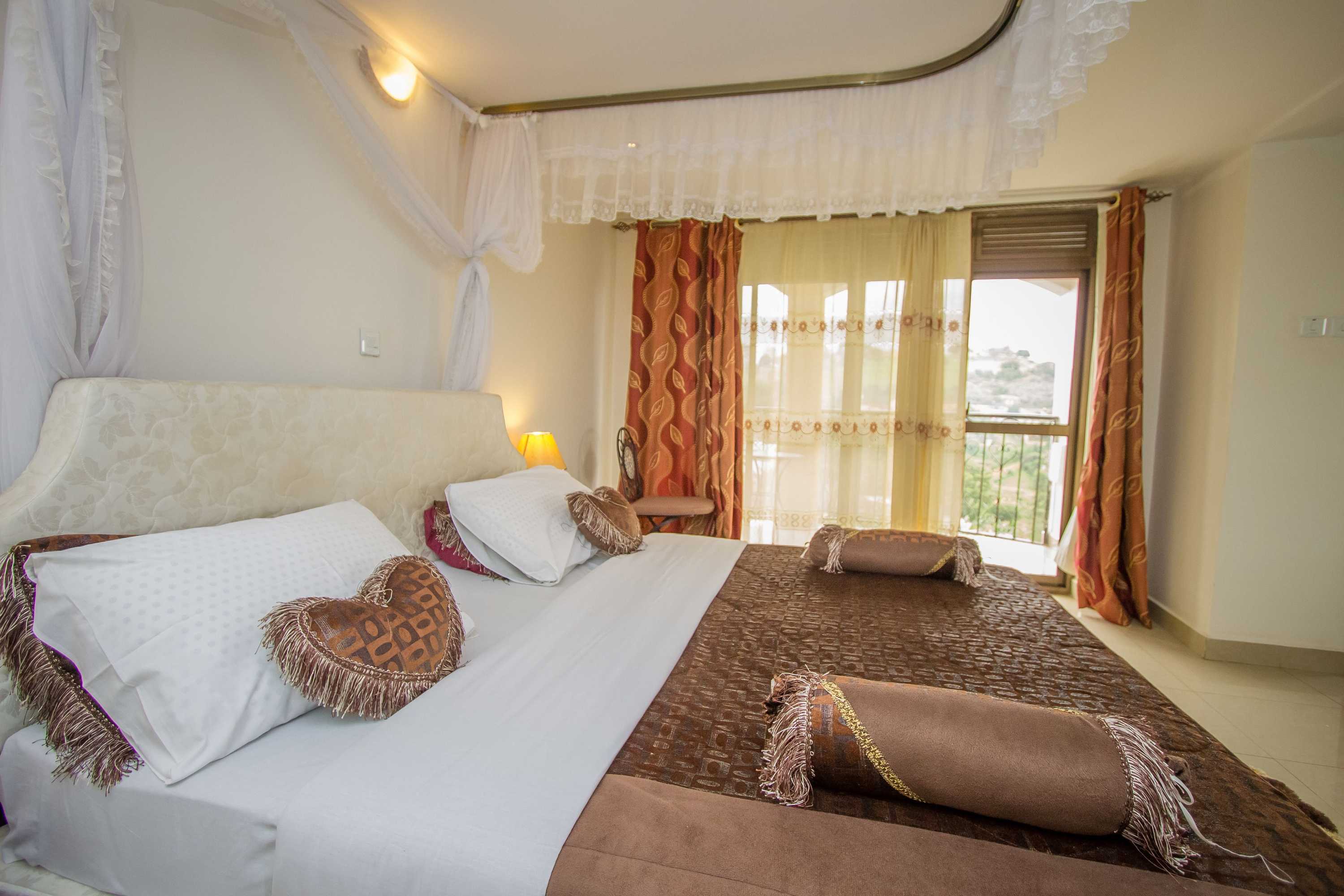 Gift card for Reinah Tourist Hotel Gift card for Reinah Tourist Hotel