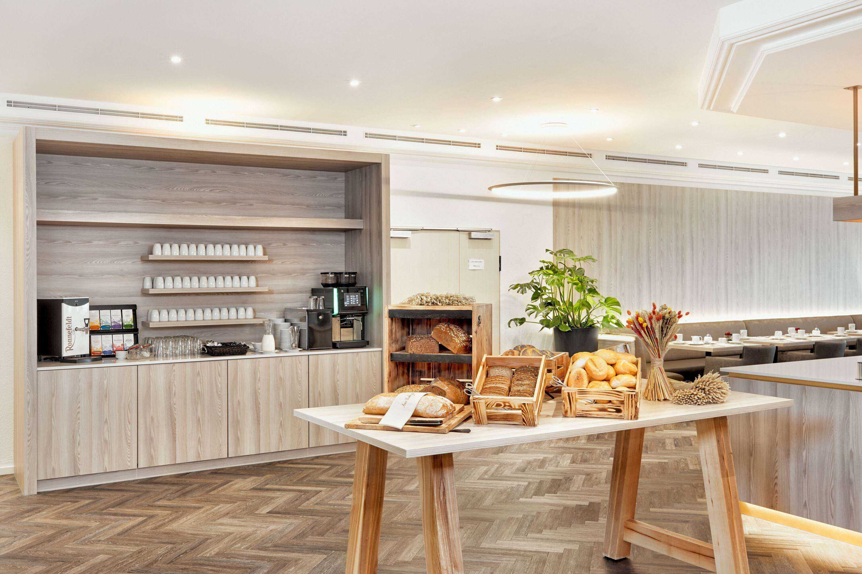Gift card for H+ Hotel Frankfurt Airport West Gift card for H+ Hotel Frankfurt Airport West