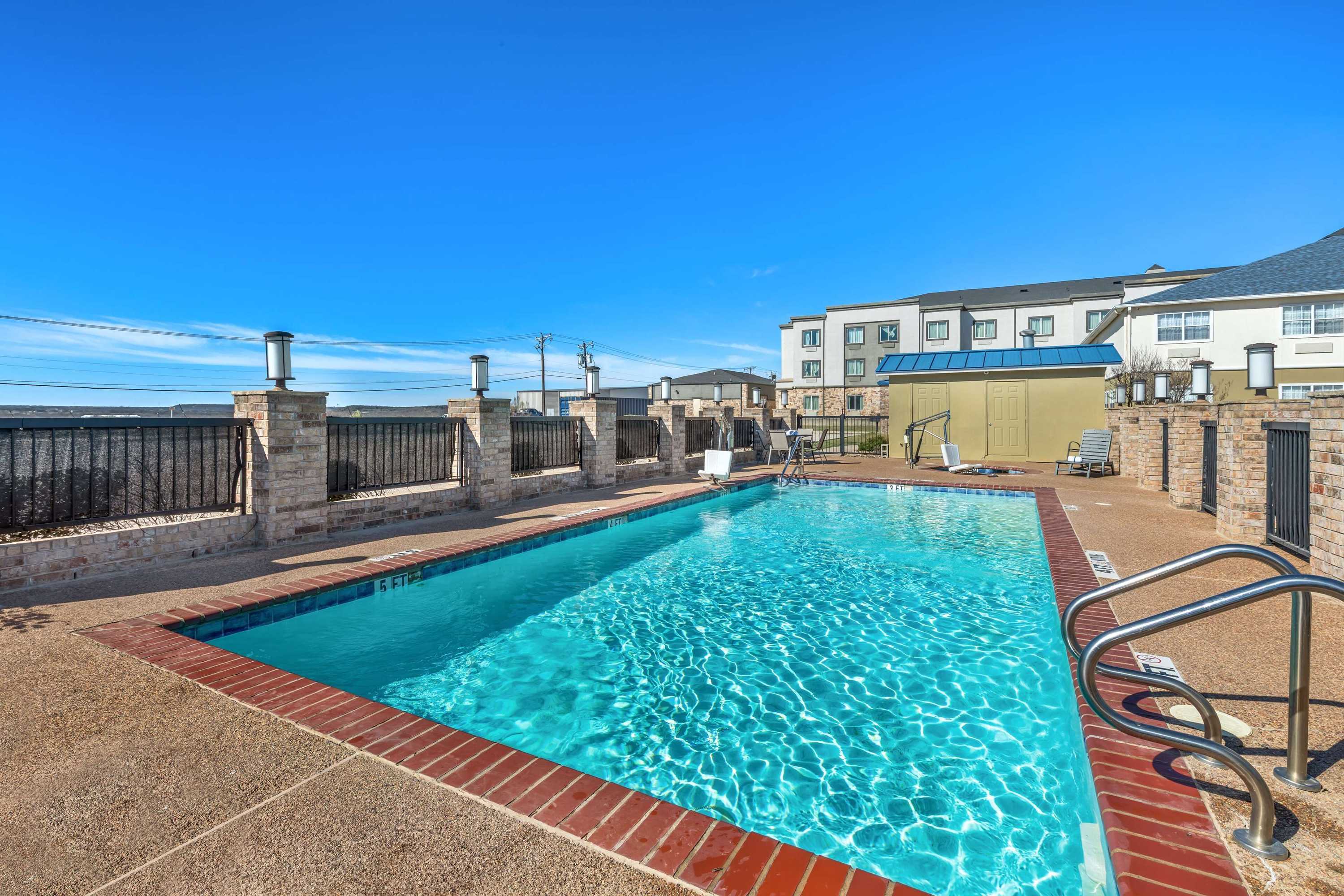 Gift card for Best Western Club House Inn & Suites Gift card for Best Western Club House Inn & Suites