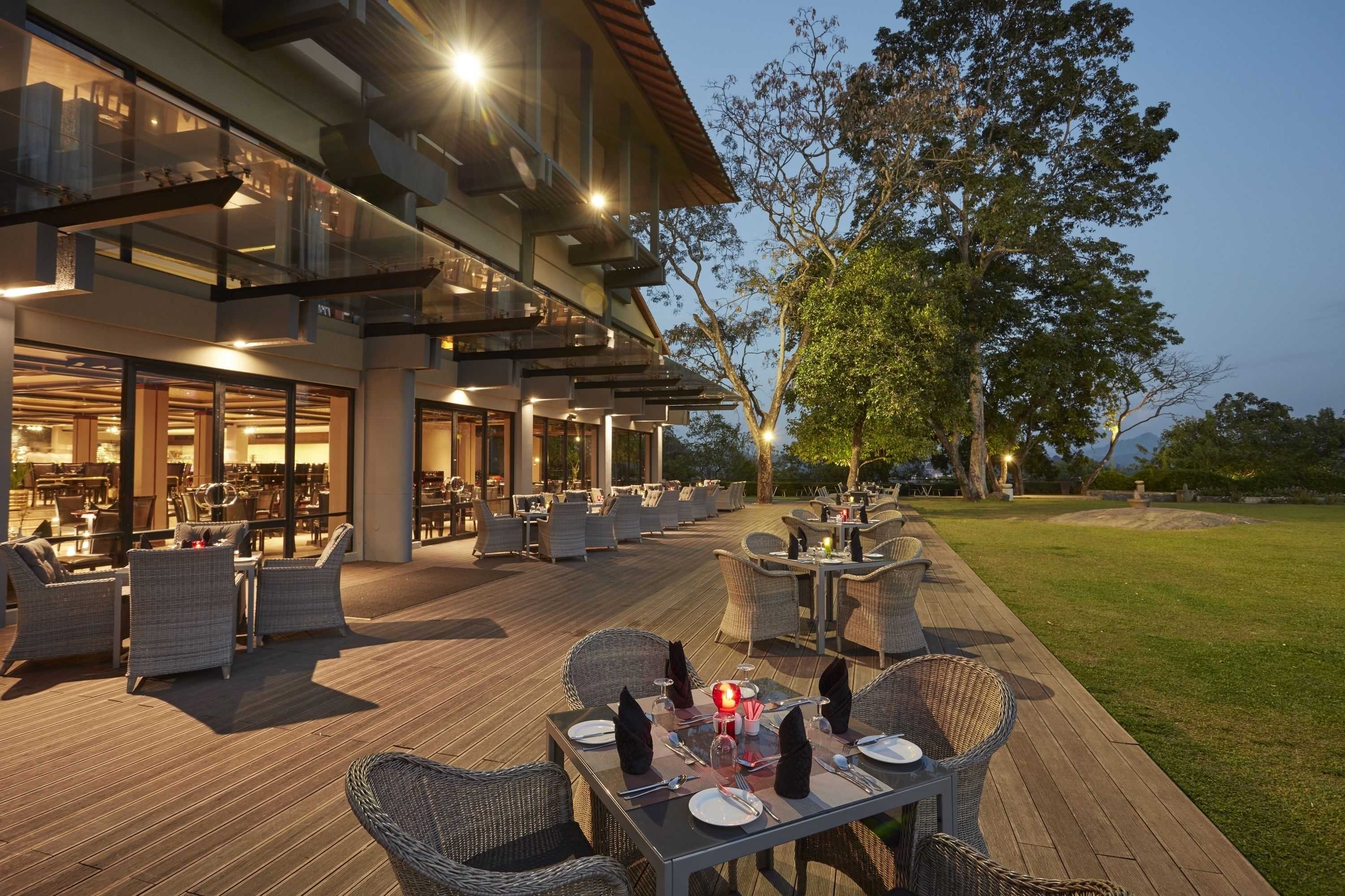 Gift card for Earl's Regency Gift card for Earl's Regency