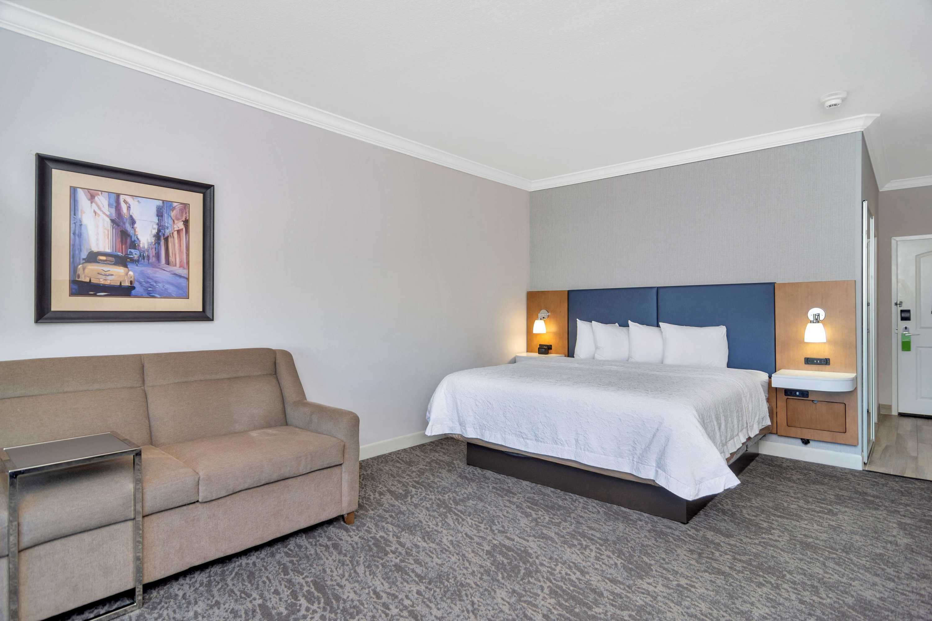Gift card for Hampton Inn & Suites Fort Worth-Fossil Creek Gift card for Hampton Inn & Suites Fort Worth-Fossil Creek