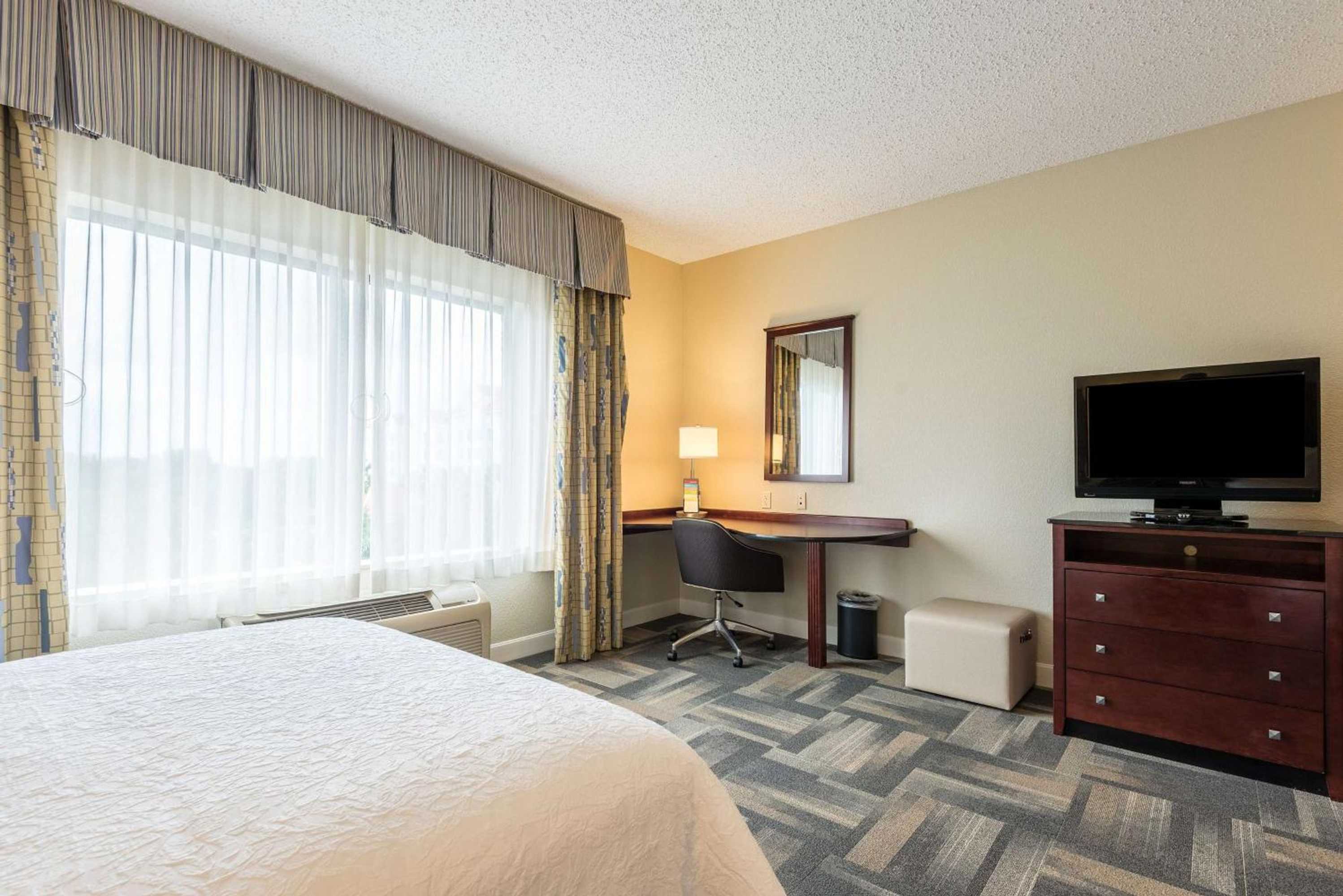 Gift card for Hampton Inn & Suites Orlando-South Lake Buena Vista Gift card for Hampton Inn & Suites Orlando-South Lake Buena Vista