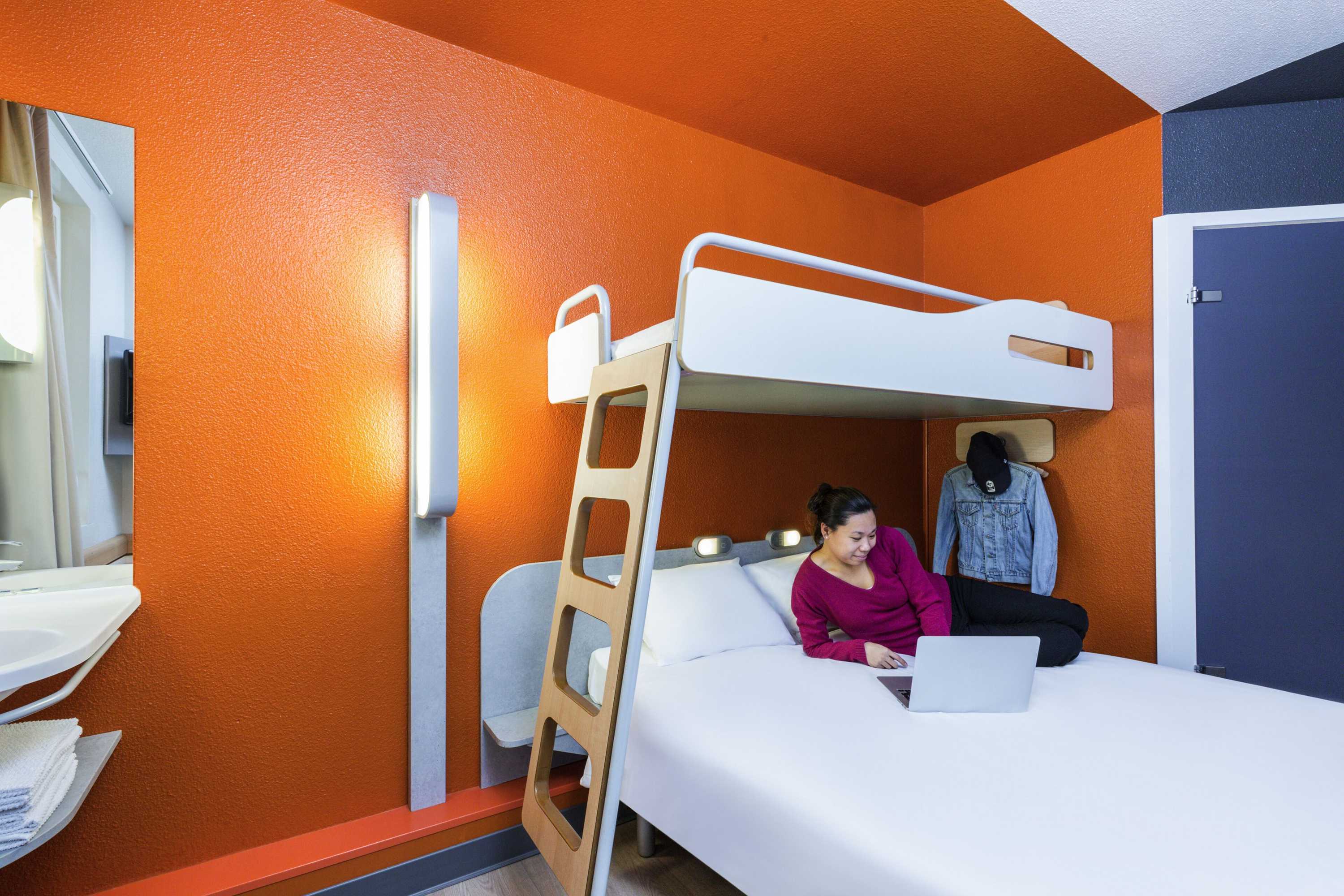 Gift card for Ibis Budget Paris Porte de Montmartre Gift card for Ibis Budget Paris Porte de Montmartre