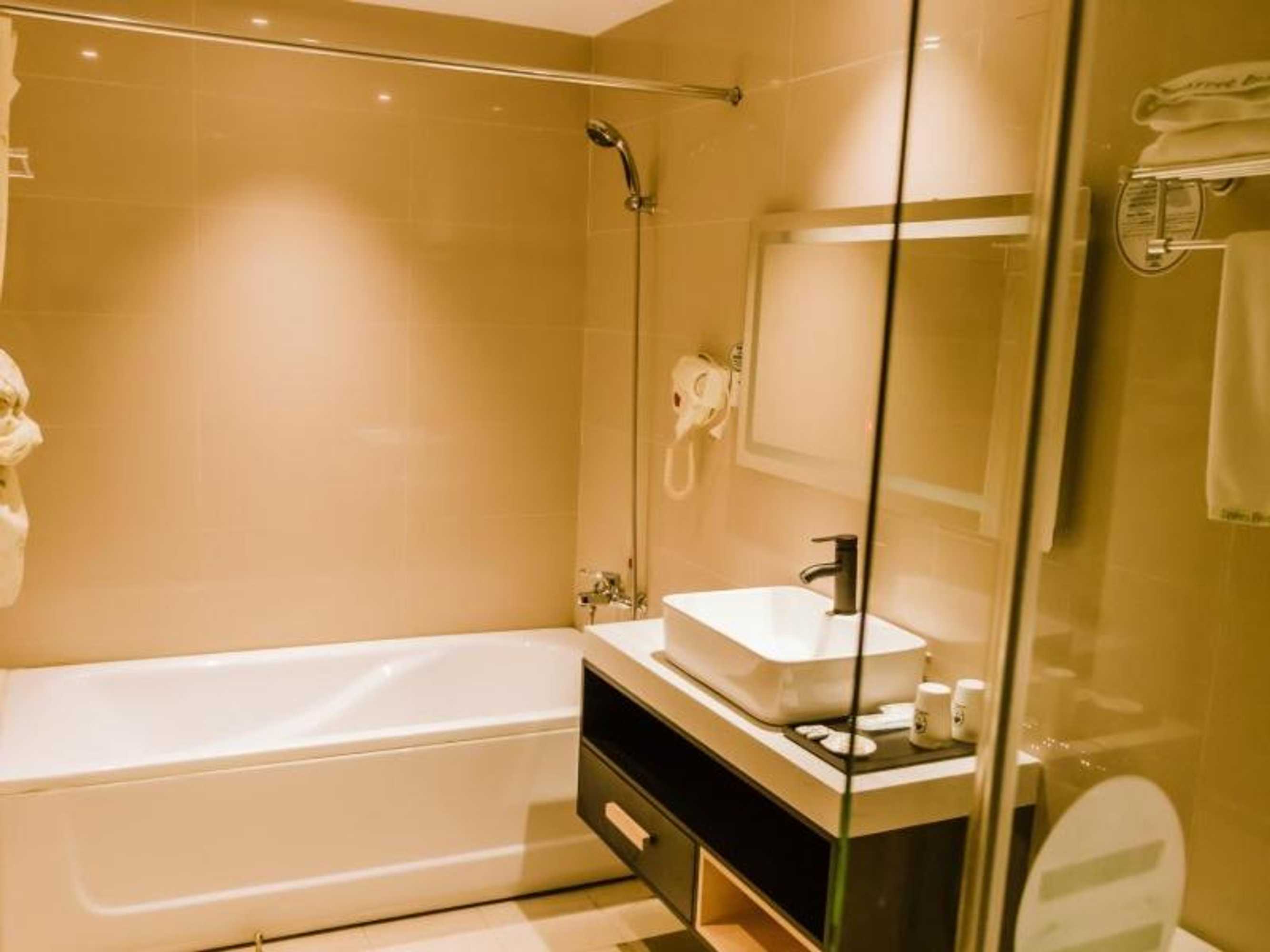Gift card for Greentree Inn Anhui Xuancheng South Zhuangyuan Road Express Hotel Gift card for Greentree Inn Anhui Xuancheng South Zhuangyuan Road Express Hotel