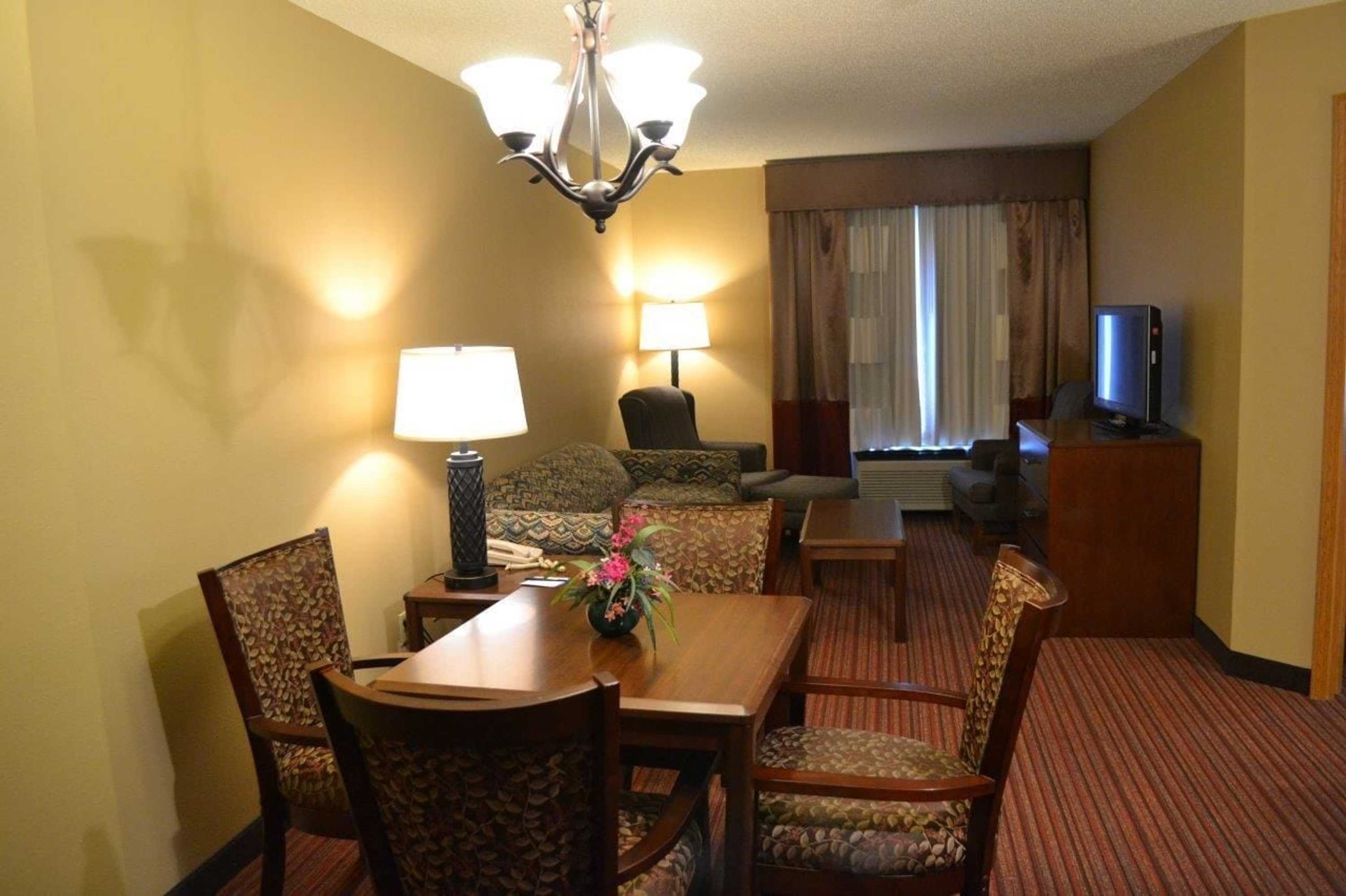 Gift card for Baymont by Wyndham Mequon Milwaukee Area Gift card for Baymont by Wyndham Mequon Milwaukee Area