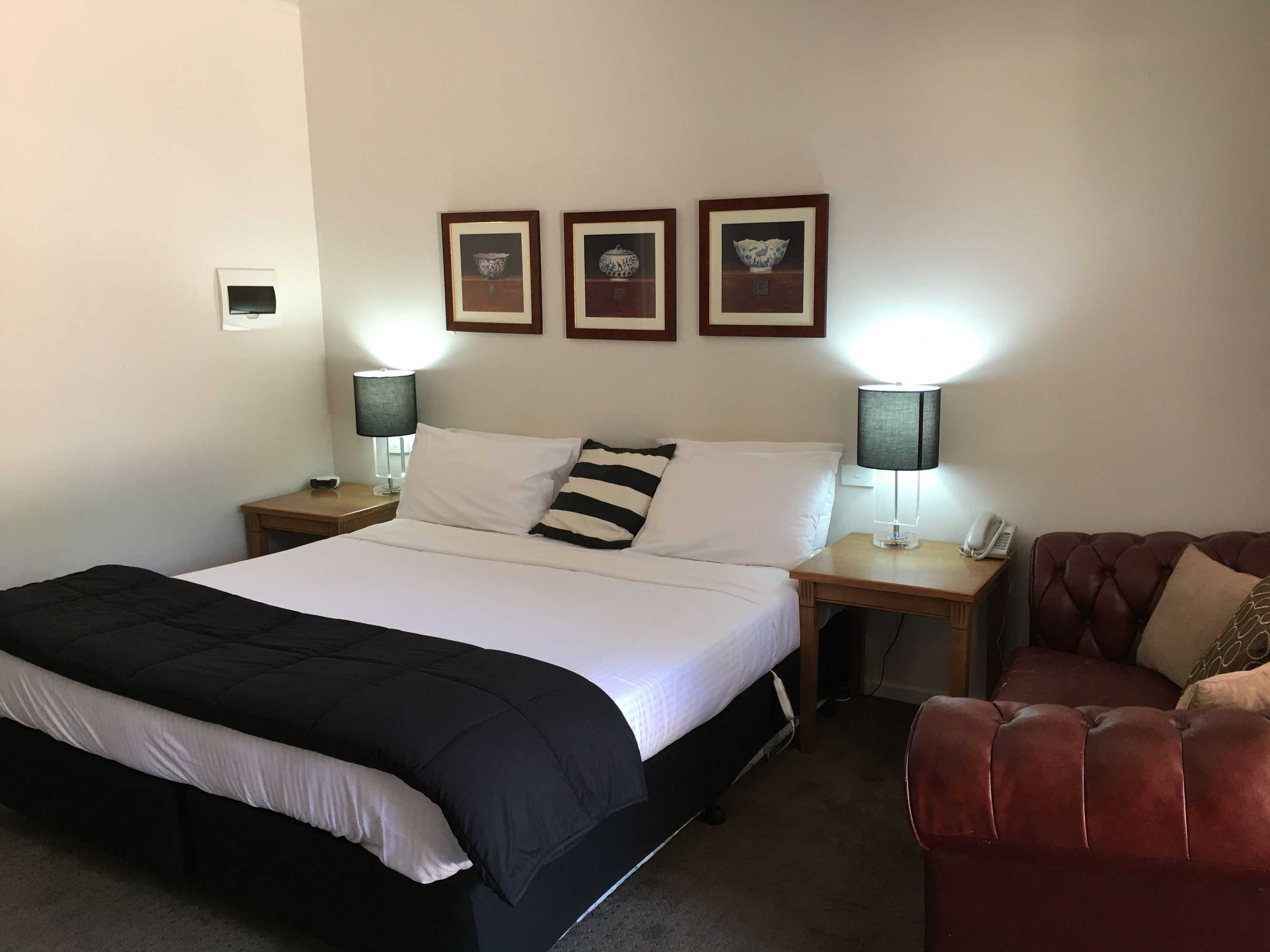 Gift card for Norwood House Motel & Reception Centre Gift card for Norwood House Motel & Reception Centre
