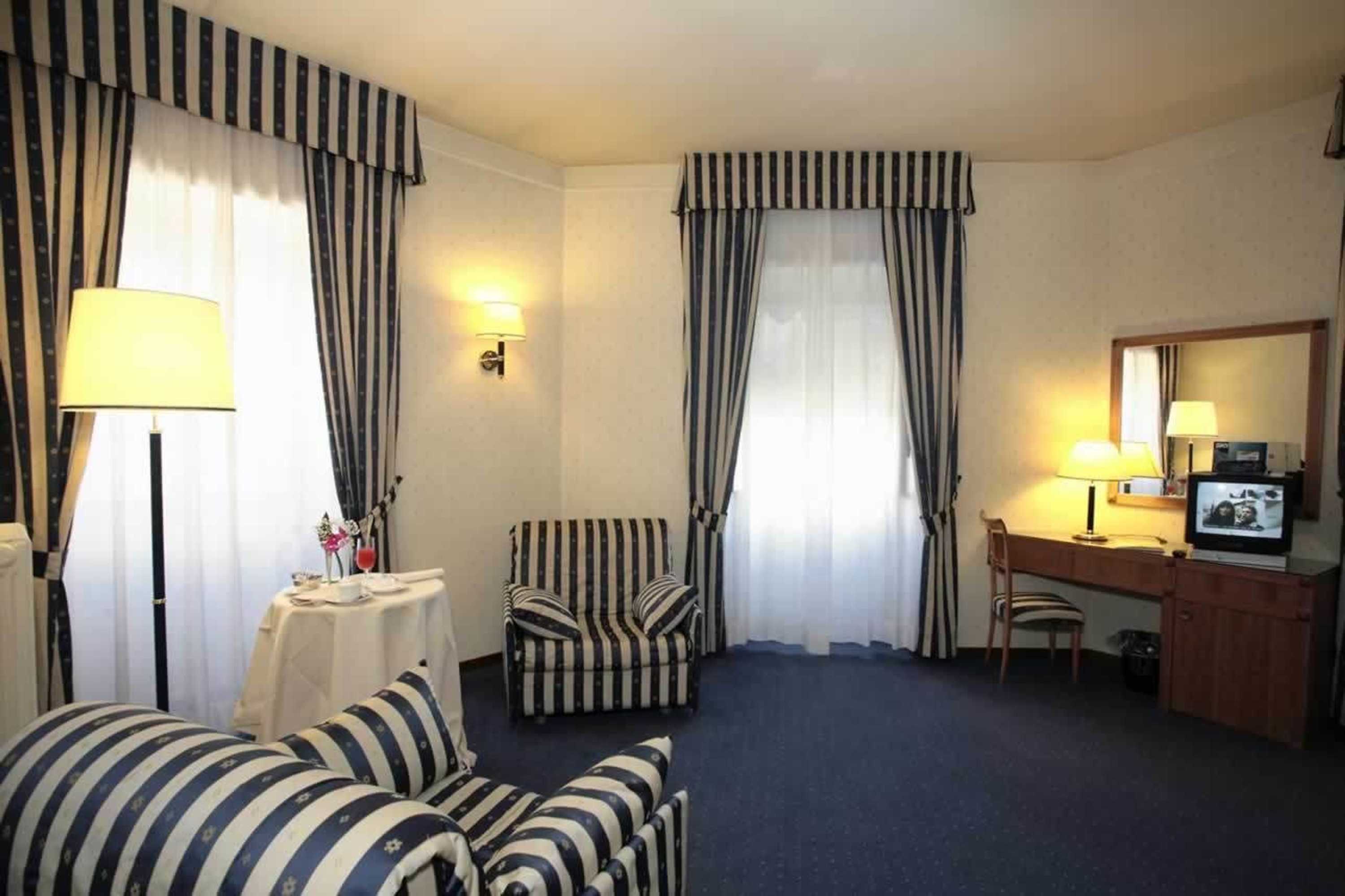 Gift card for Hotel de Paris Gift card for Hotel de Paris