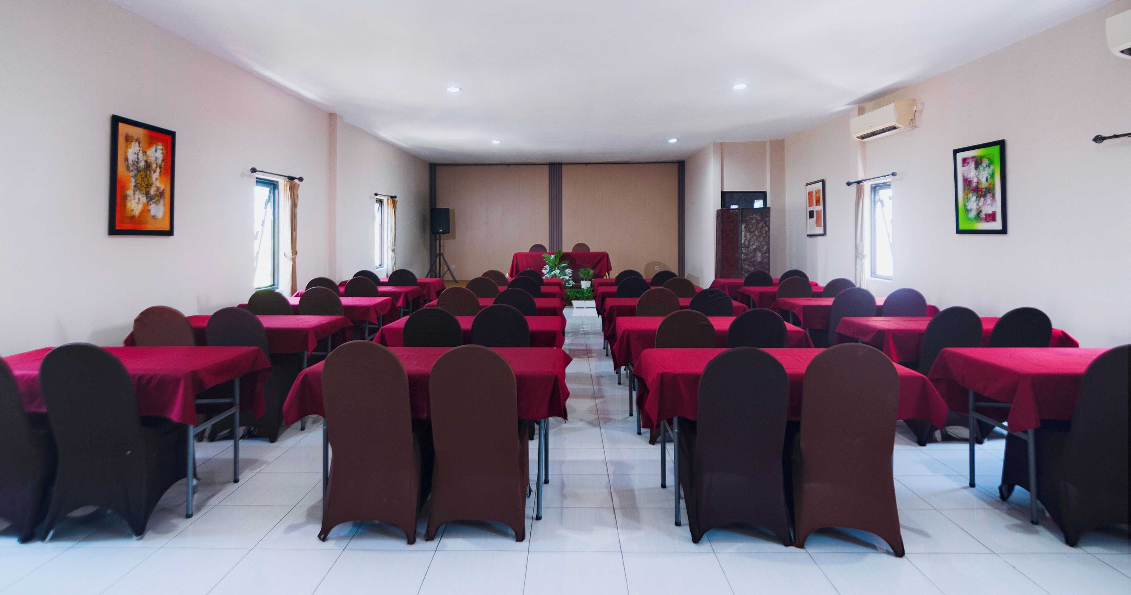 Gift card for Hotel Transit Pasuruan Gift card for Hotel Transit Pasuruan