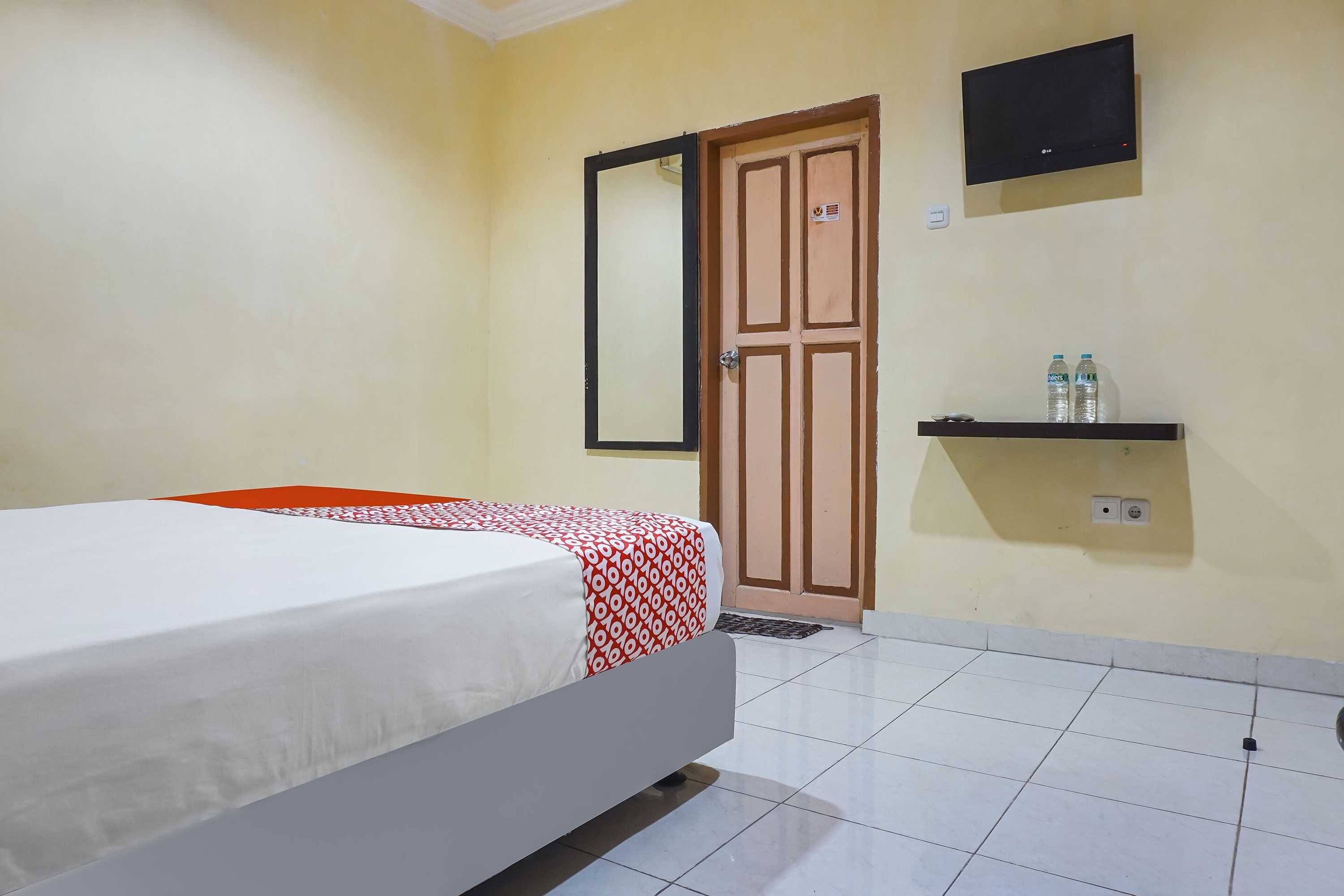 Gift card for Oyo 90923 Makassar Cottage Gift card for Oyo 90923 Makassar Cottage
