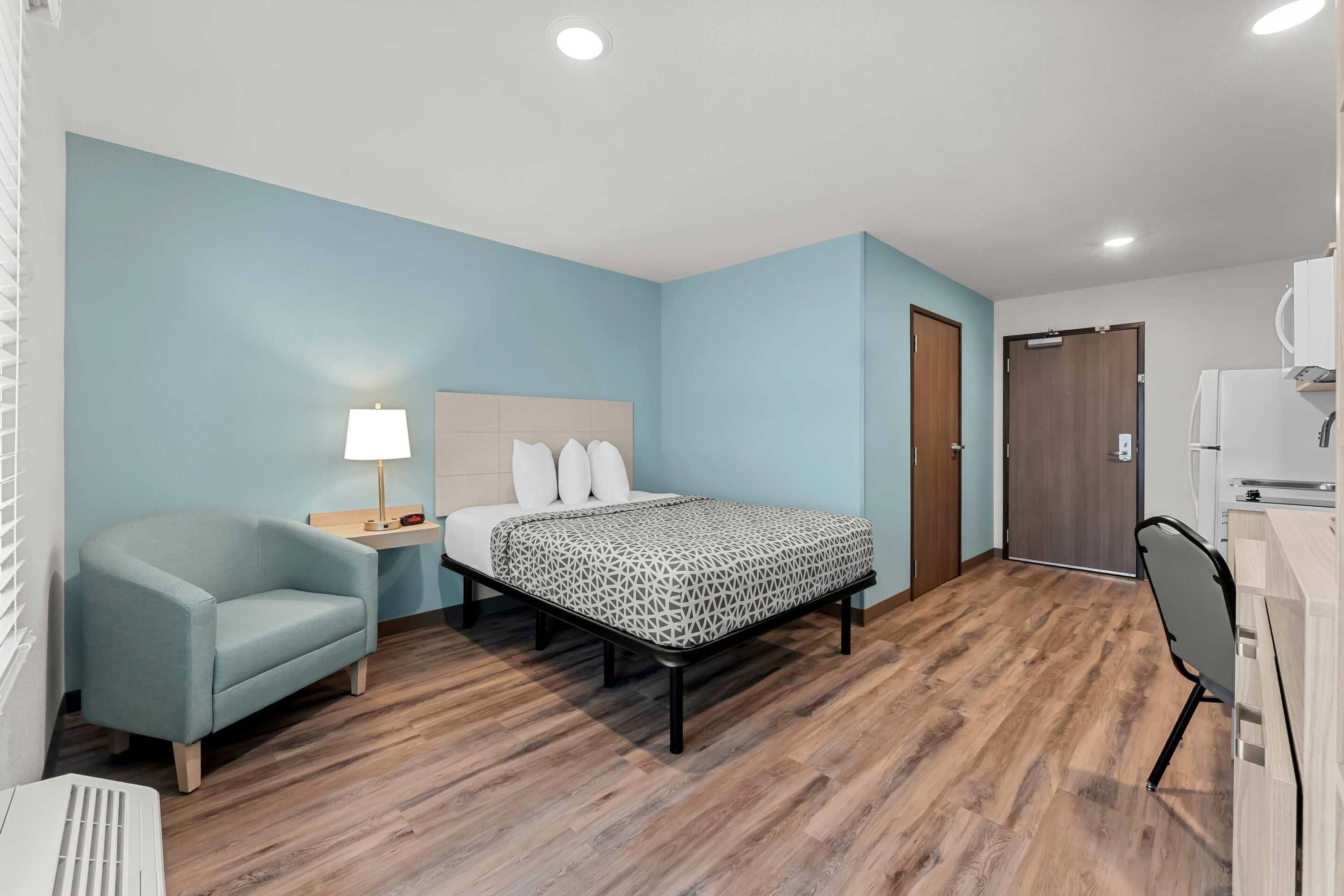 Gift card for Woodspring Suites Wilmington Riverfront