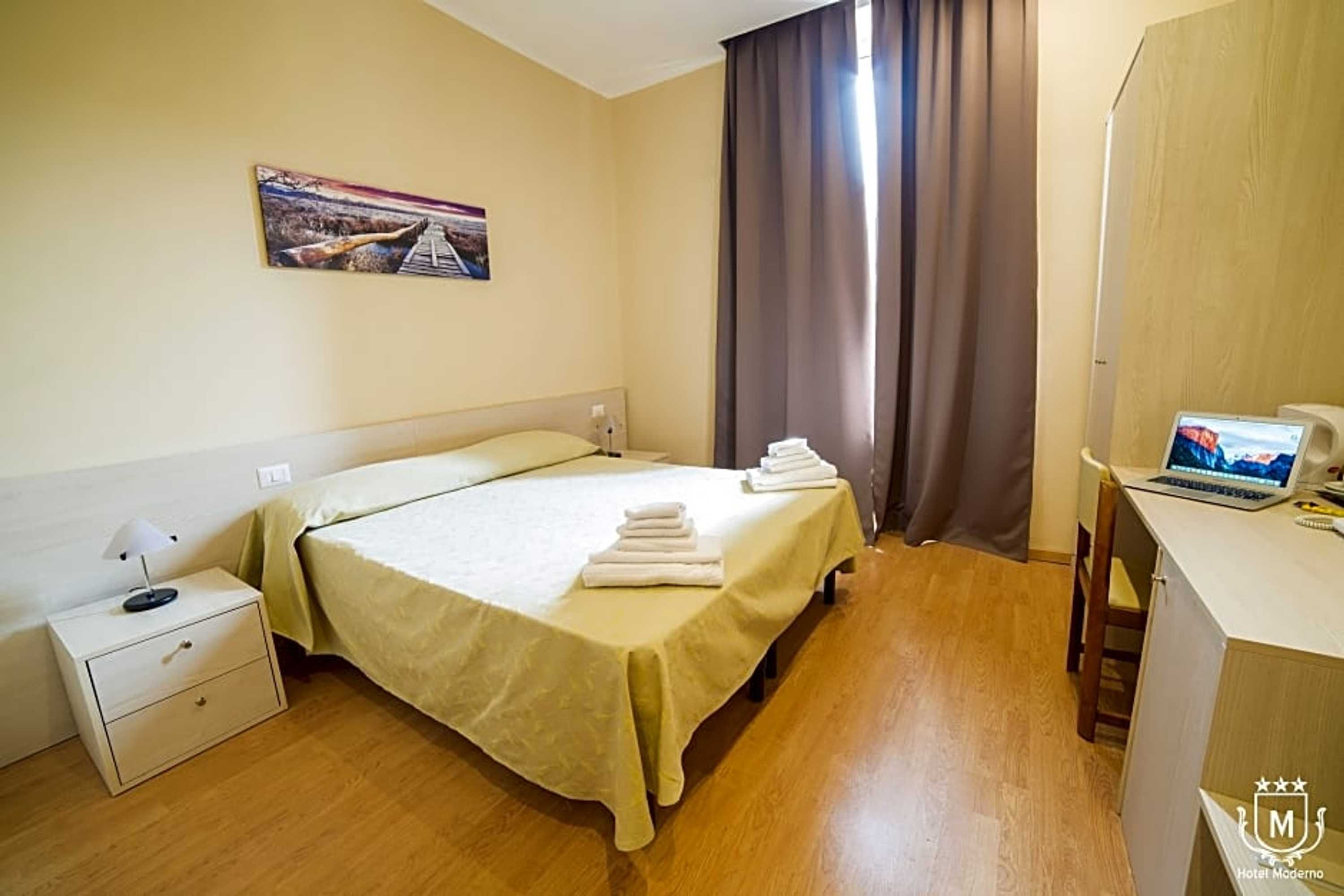 Gift card for Hotel Moderno Gift card for Hotel Moderno
