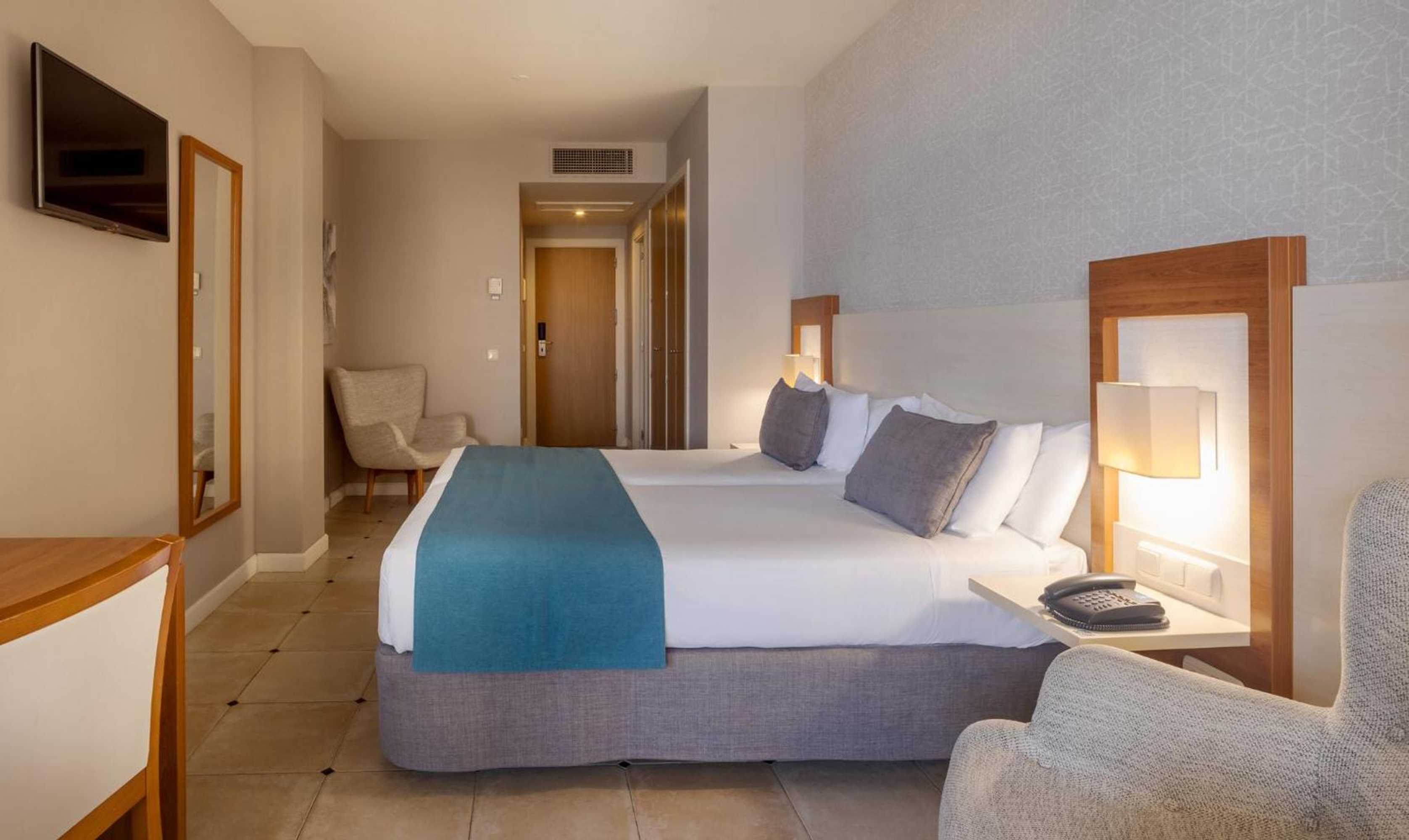 Gift card for Hotel Ilunion Fuengirola Gift card for Hotel Ilunion Fuengirola