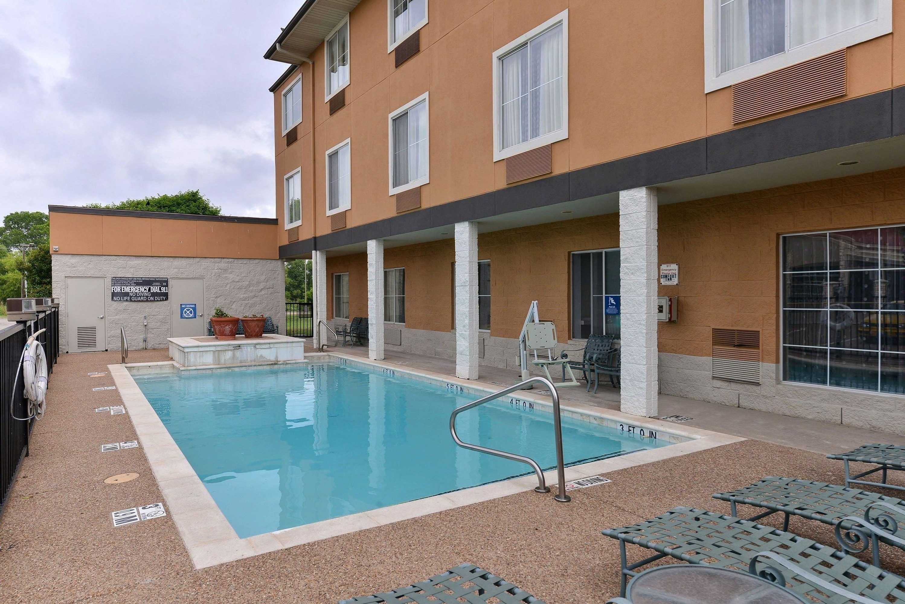Gift card for Comfort Inn & Suites Frisco - Plano Gift card for Comfort Inn & Suites Frisco - Plano