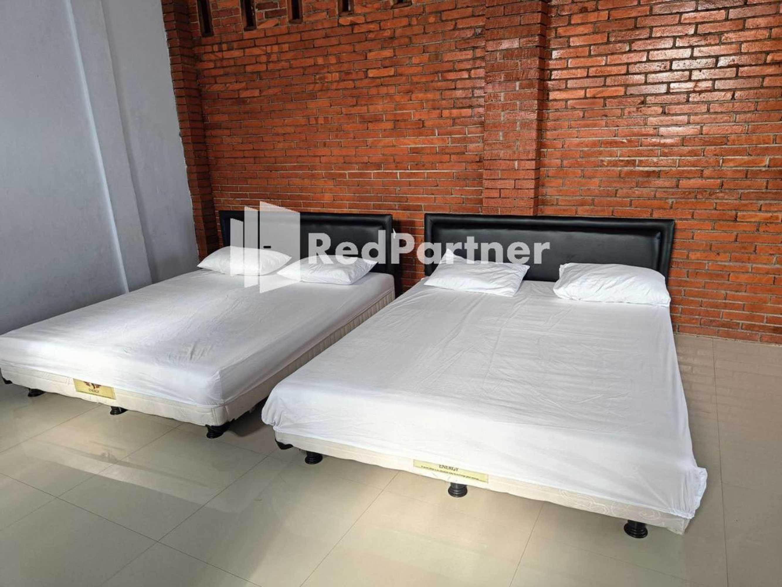 Gift card for Jogo Segoro Homestay Mitra Reddoorz Near Pantai Sundak Gunungkidul