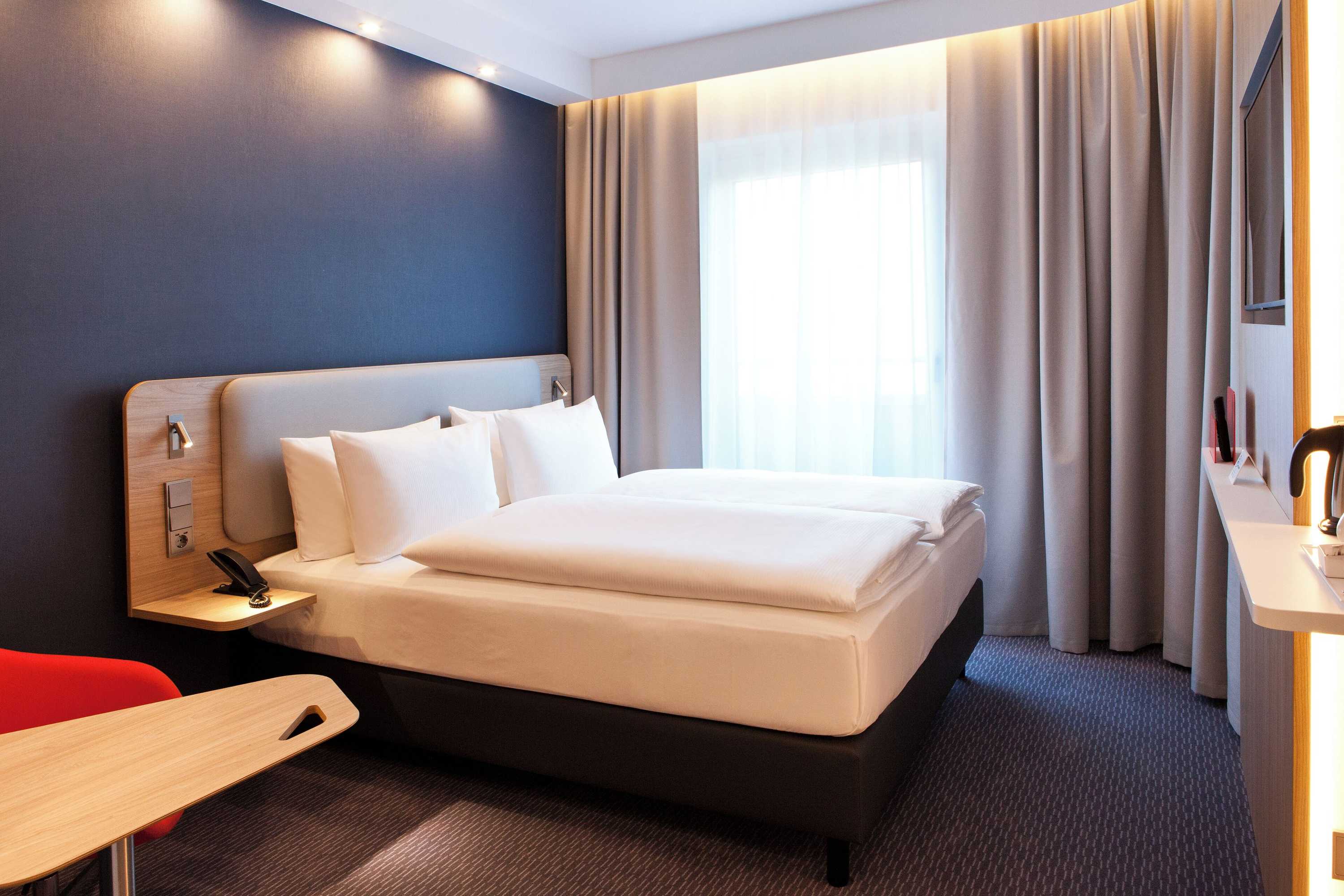 Gift card for Holiday Inn Express Siegen by Ihg Gift card for Holiday Inn Express Siegen by Ihg