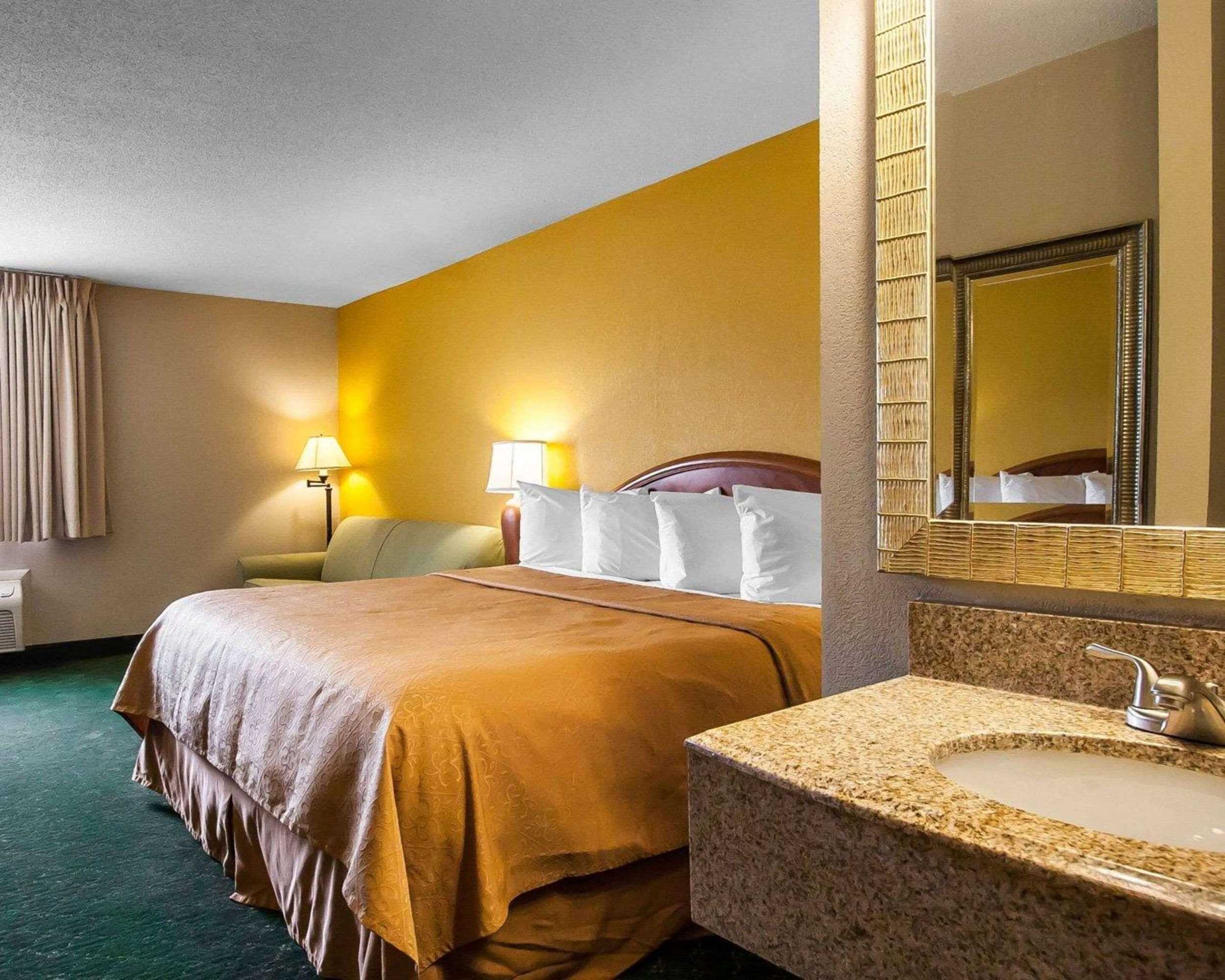 Gift card for Quality Inn Cairo I-57 Gift card for Quality Inn Cairo I-57