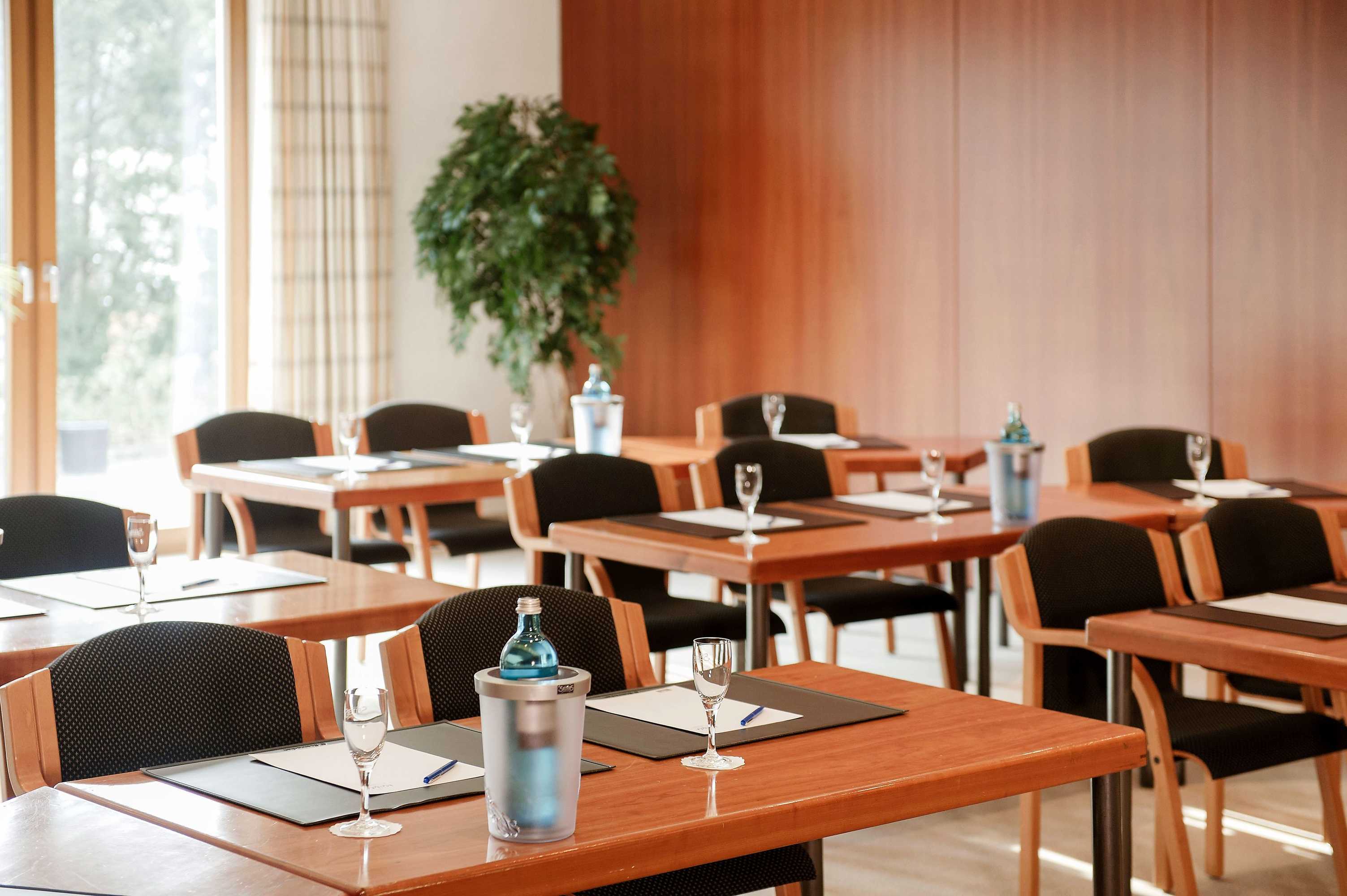 Gift card for Maifeld Sport- Und Tagungshotel Gift card for Maifeld Sport- Und Tagungshotel