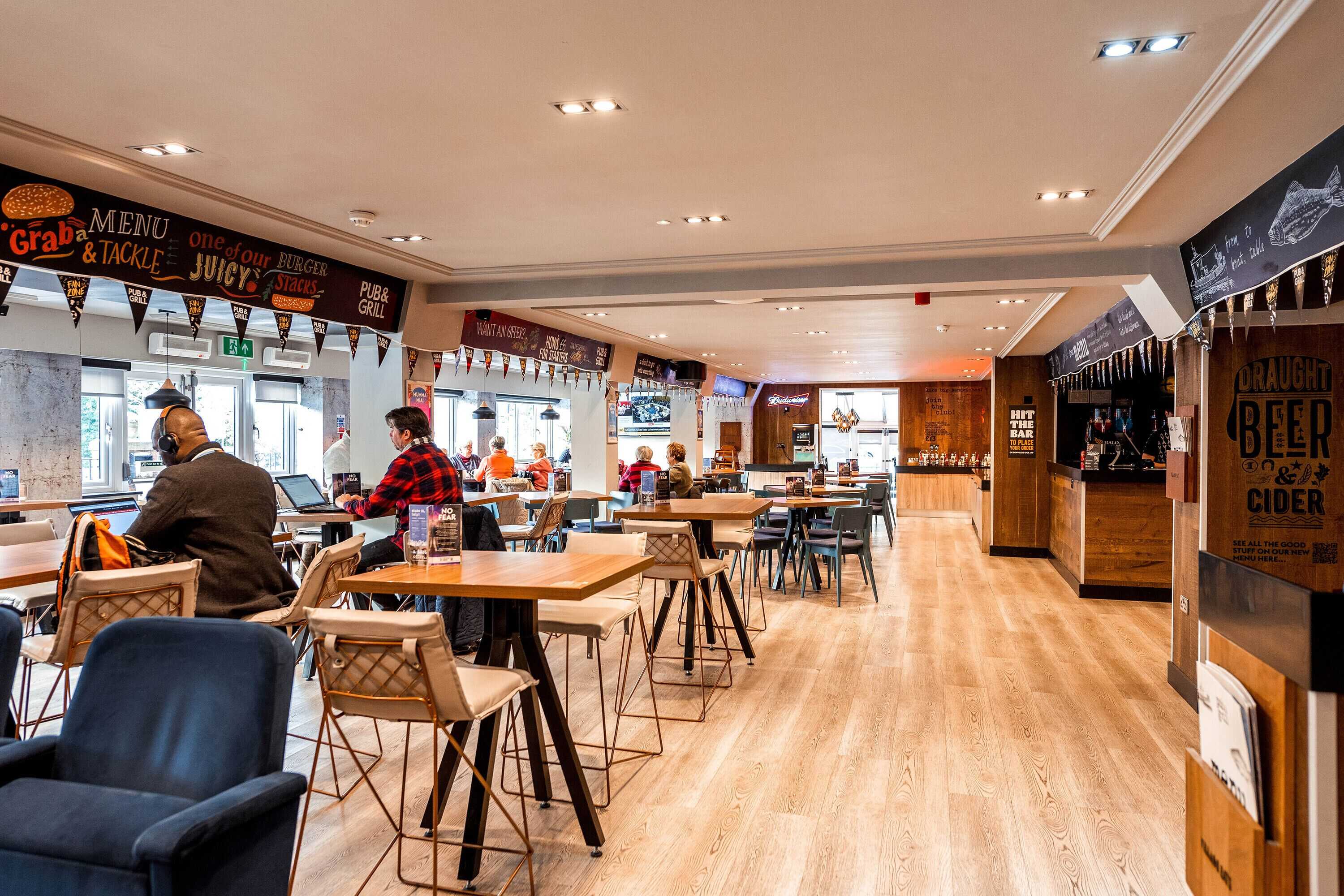 Gift card for Village Hotel Manchester Cheadle Gift card for Village Hotel Manchester Cheadle
