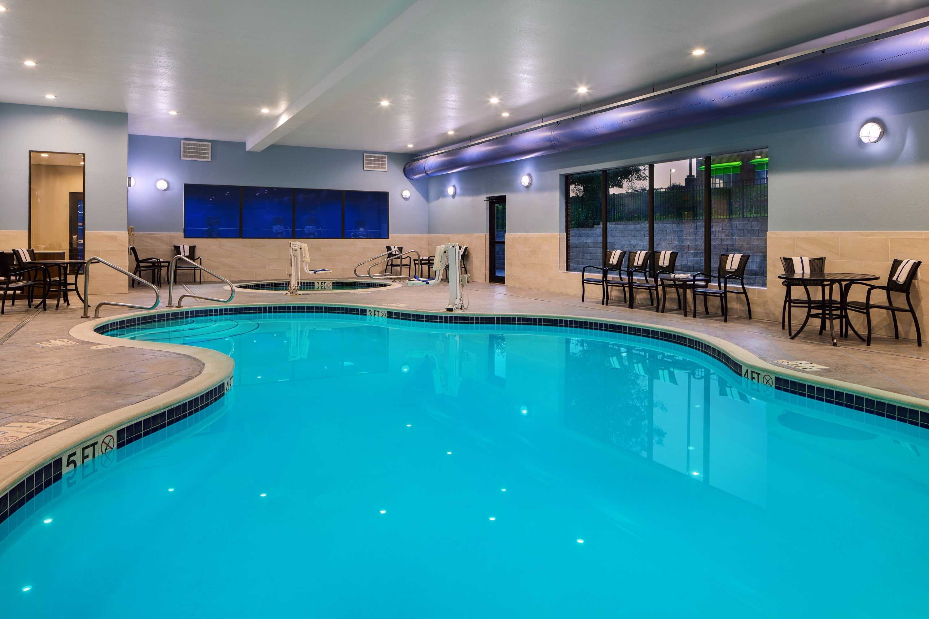 Gift card for Holiday Inn Express & Suites Bridgeport by Ihg Gift card for Holiday Inn Express & Suites Bridgeport by Ihg