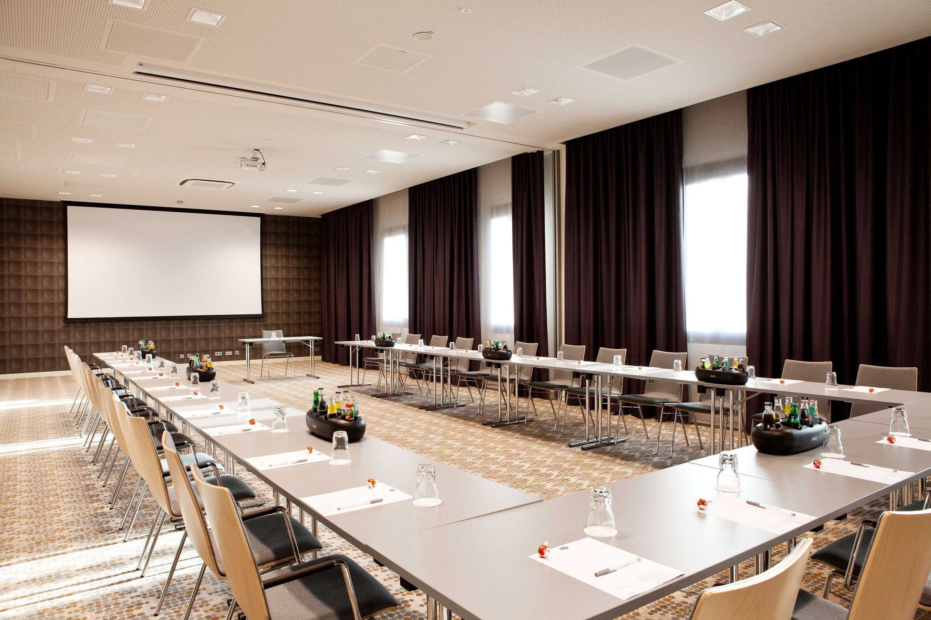 Gift card for Hampton by Hilton Aachen Tivoli Gift card for Hampton by Hilton Aachen Tivoli