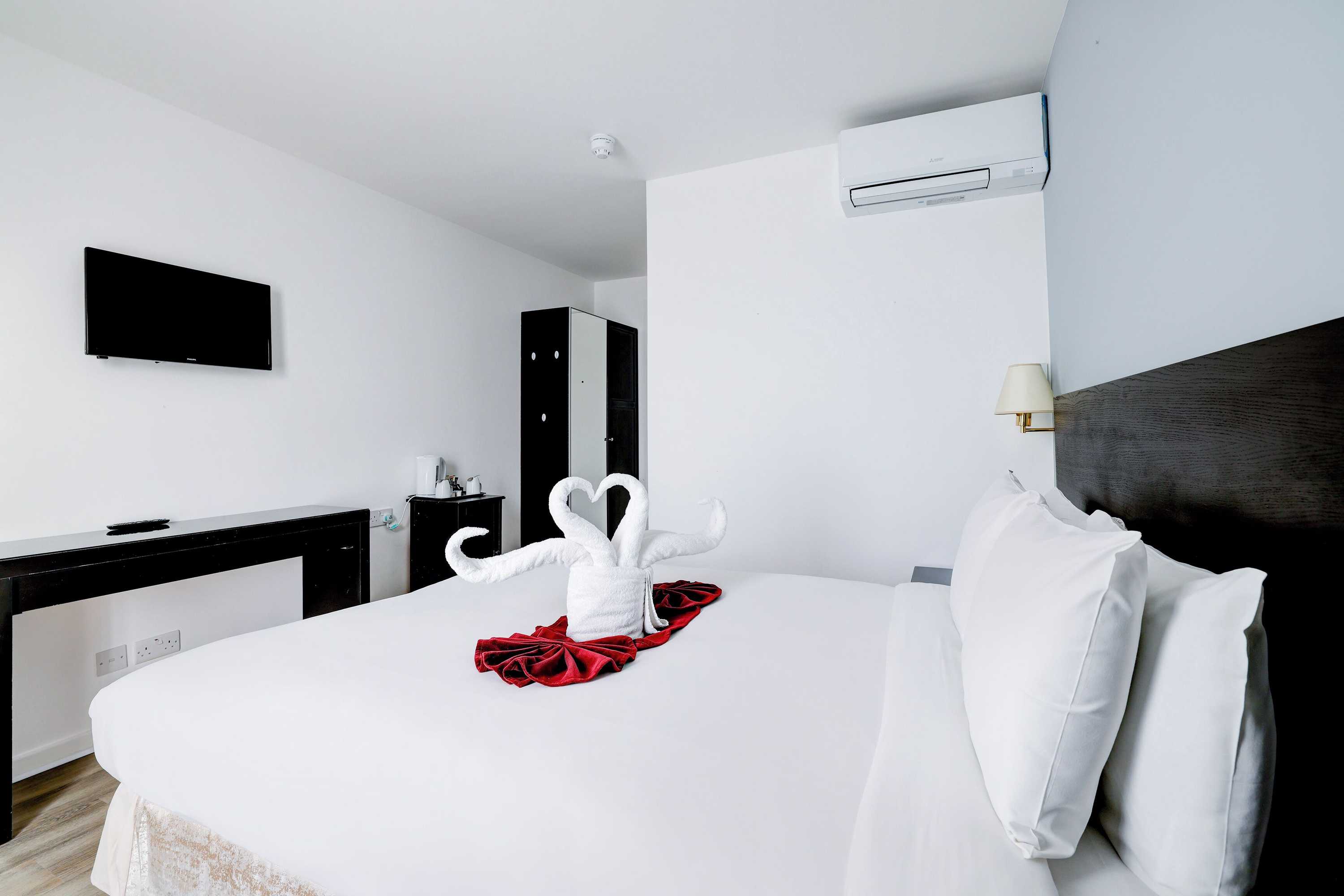 Gift card for Oyo The Chiltern Hotel