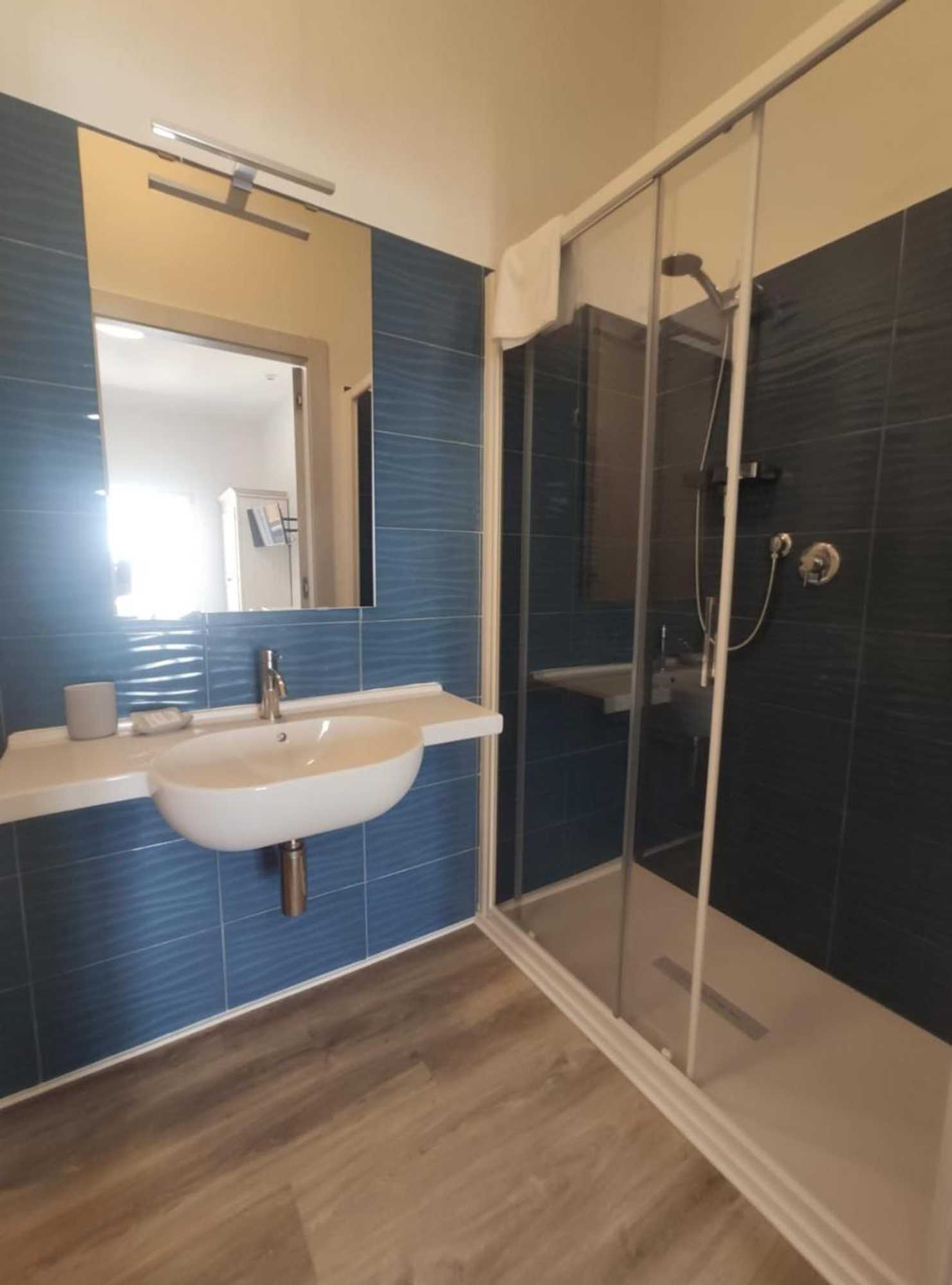 Gift card for Hotel Week End