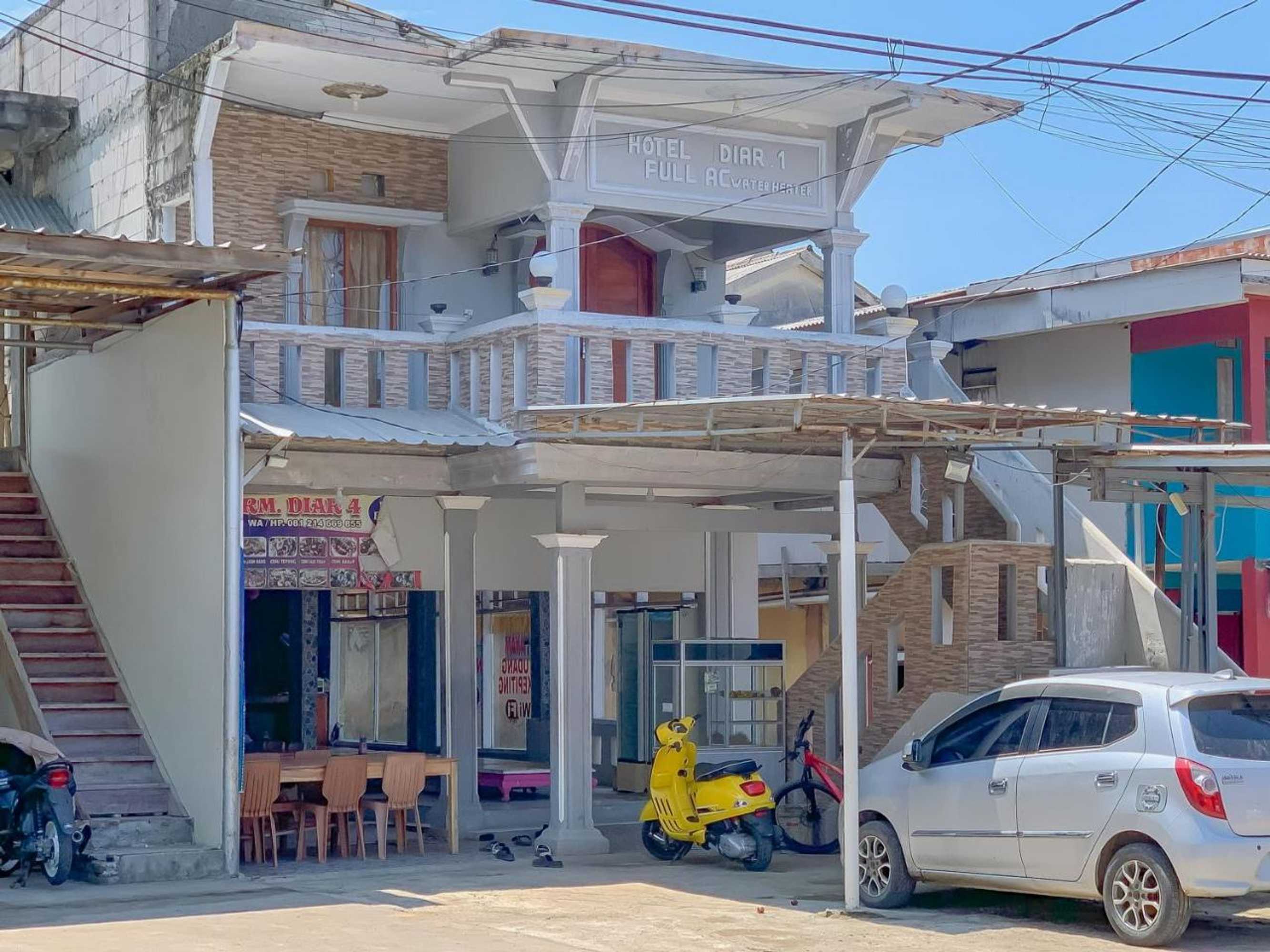 Gift card for Penginapan Diar Near Pantai Santolo Mitra Reddoorz Gift card for Penginapan Diar Near Pantai Santolo Mitra Reddoorz